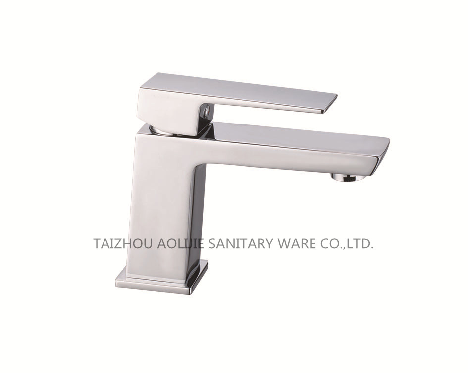 Deck mounted basin mixer