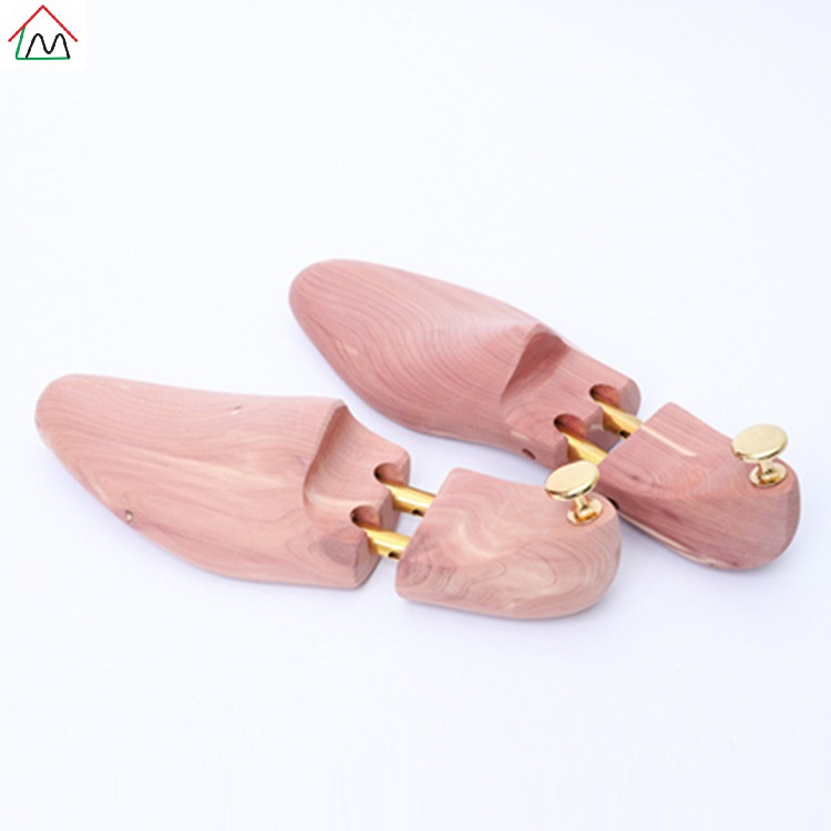 customized red cedar wooden shoe tree for mans