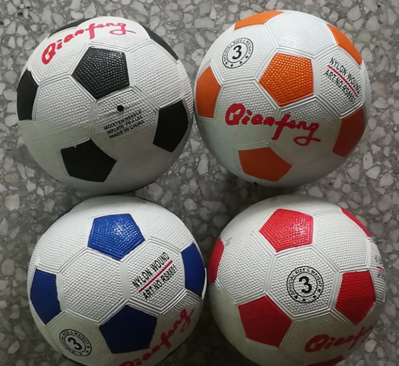 3# Rubber soccerball (grain surface)