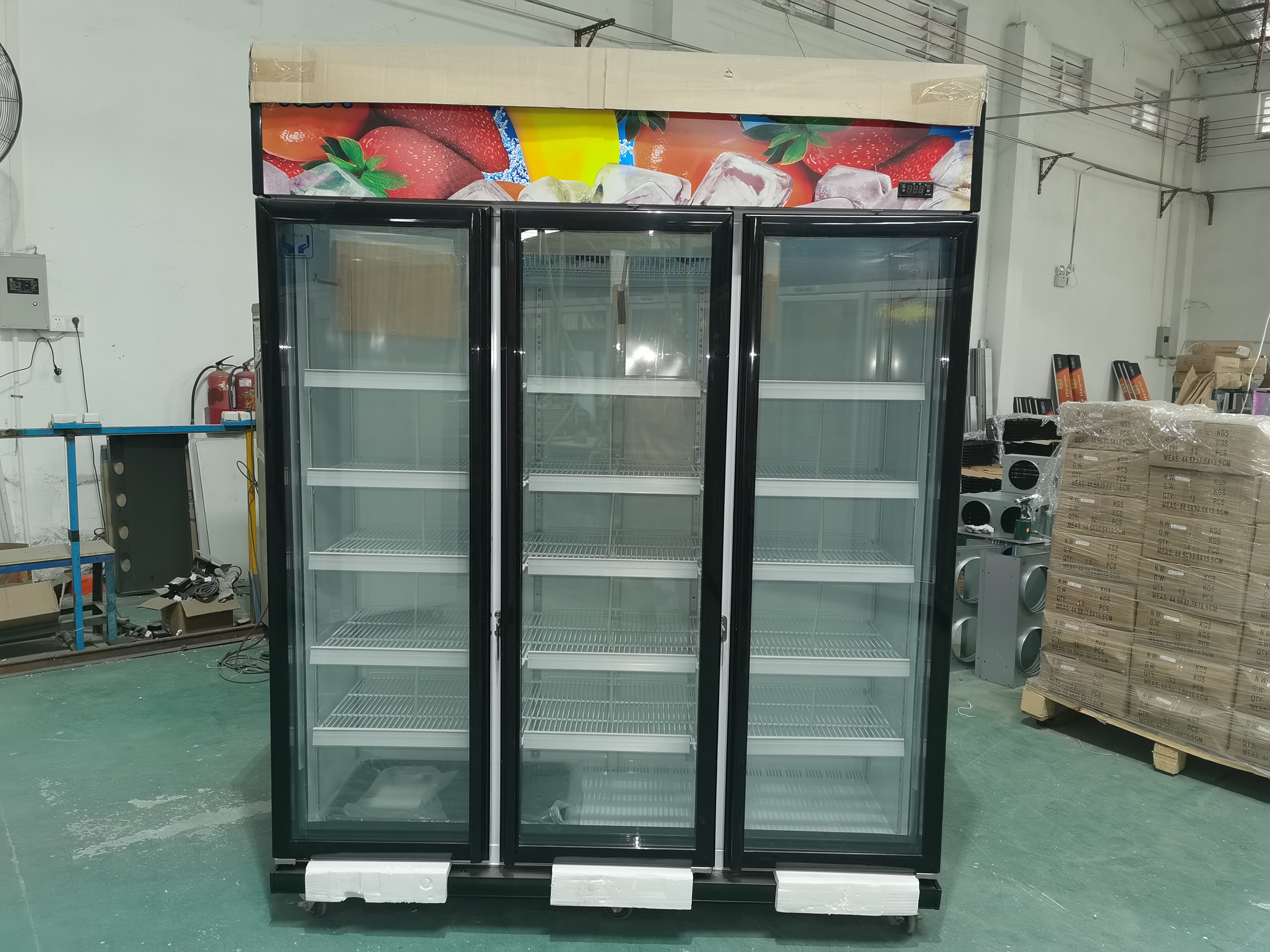 Upright Showcase （fan Cooling)