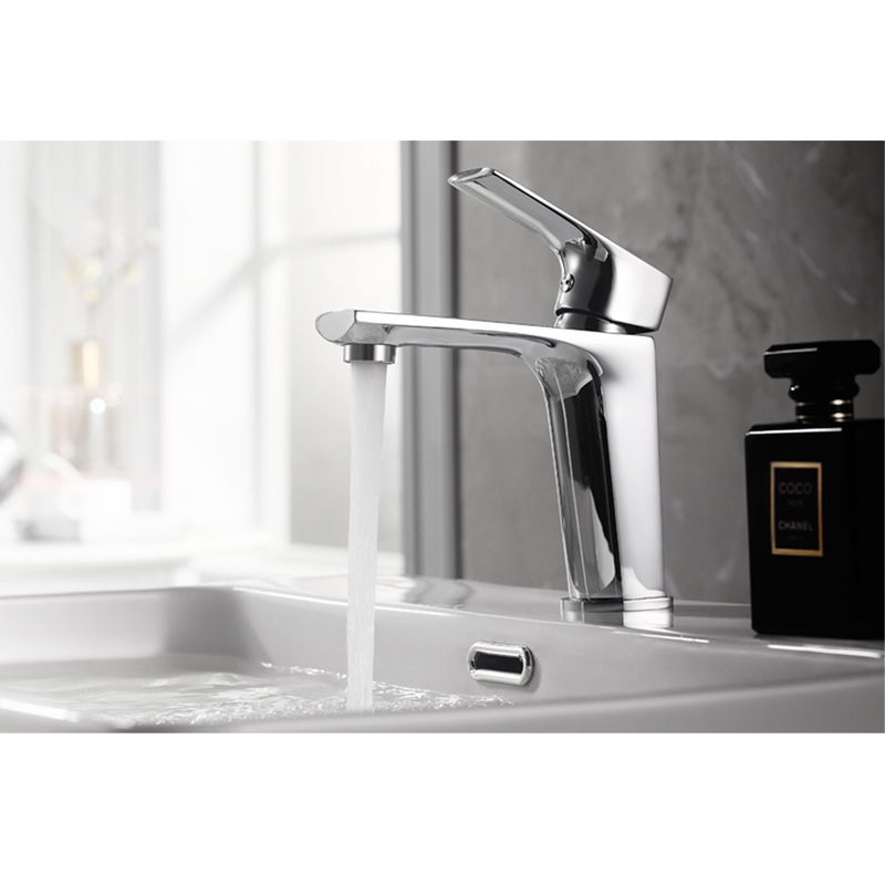 Single handle basin mixer