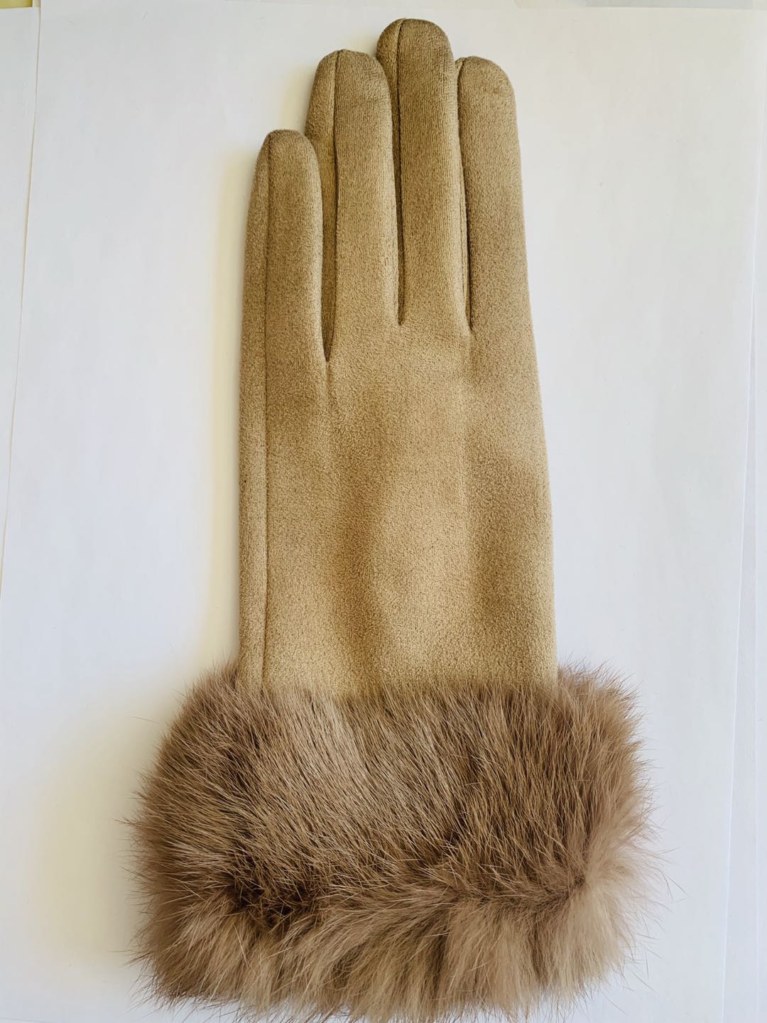 Rabbit hair gloves