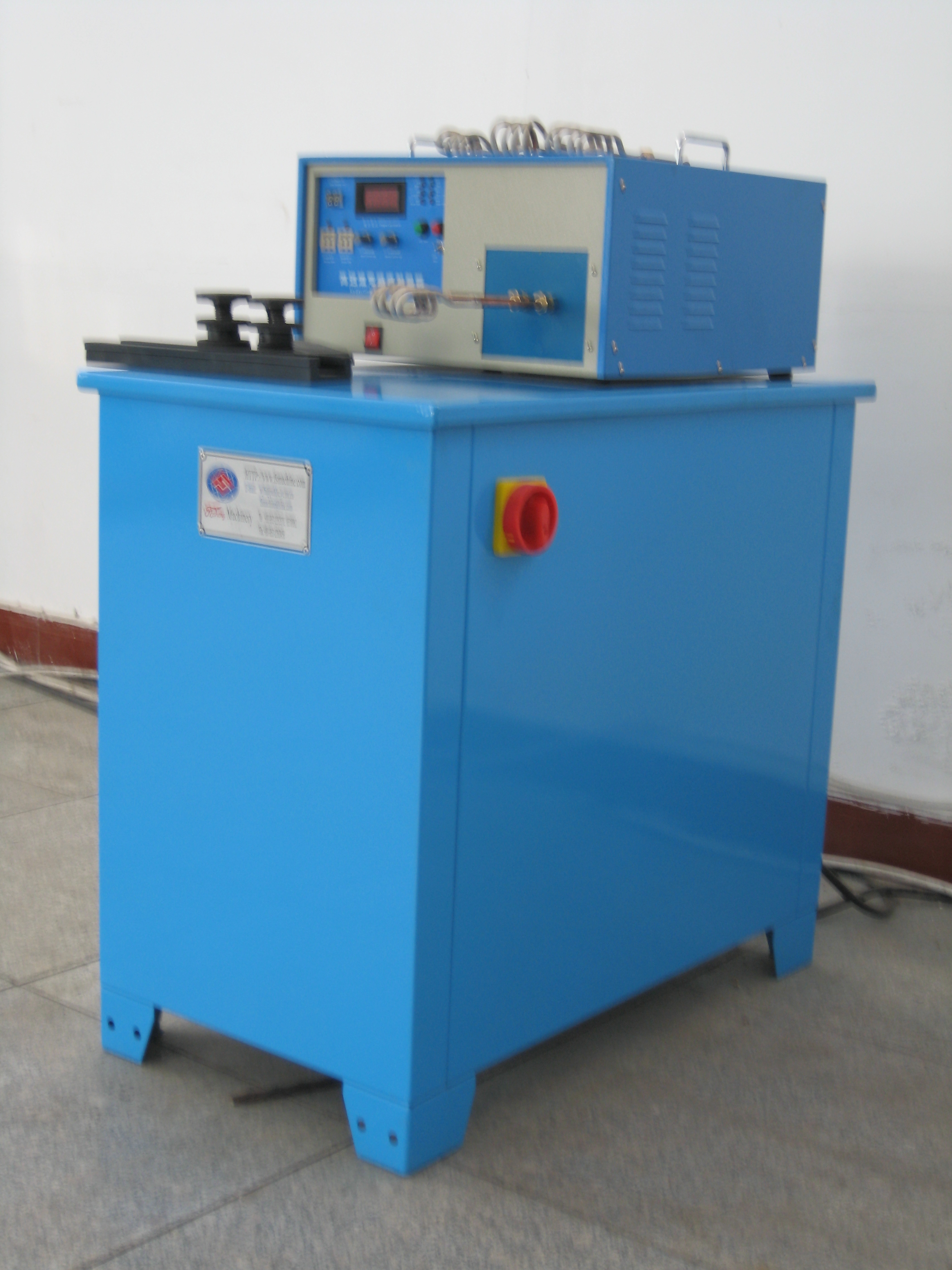 Hi-Frequency Sensing Heater