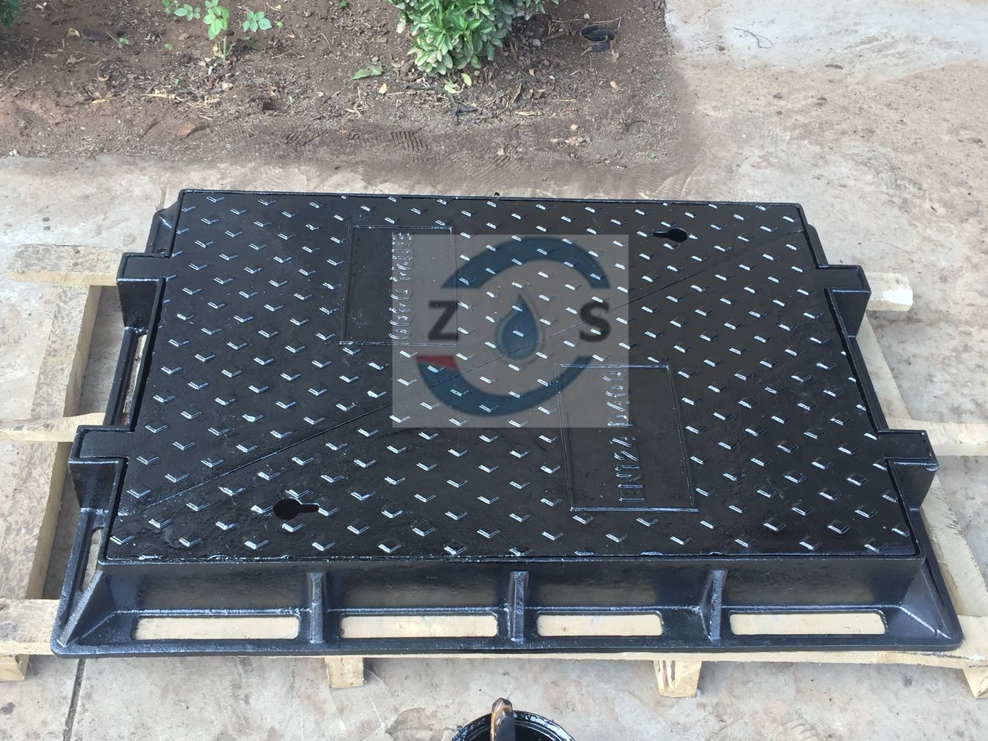 manhole cover