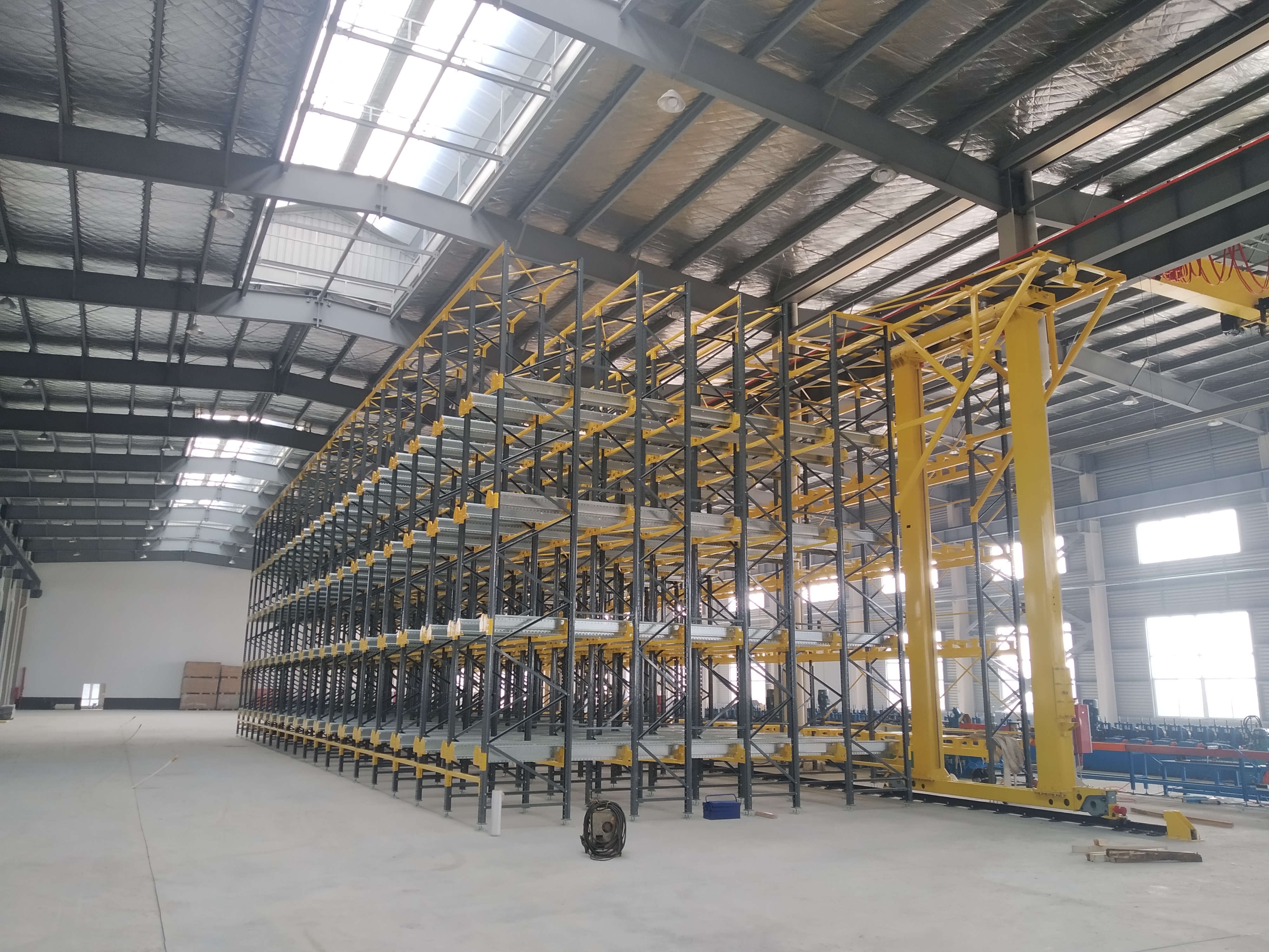 Radio Shuttle Racking
