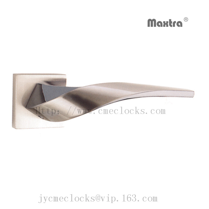Zinc rosette door handle