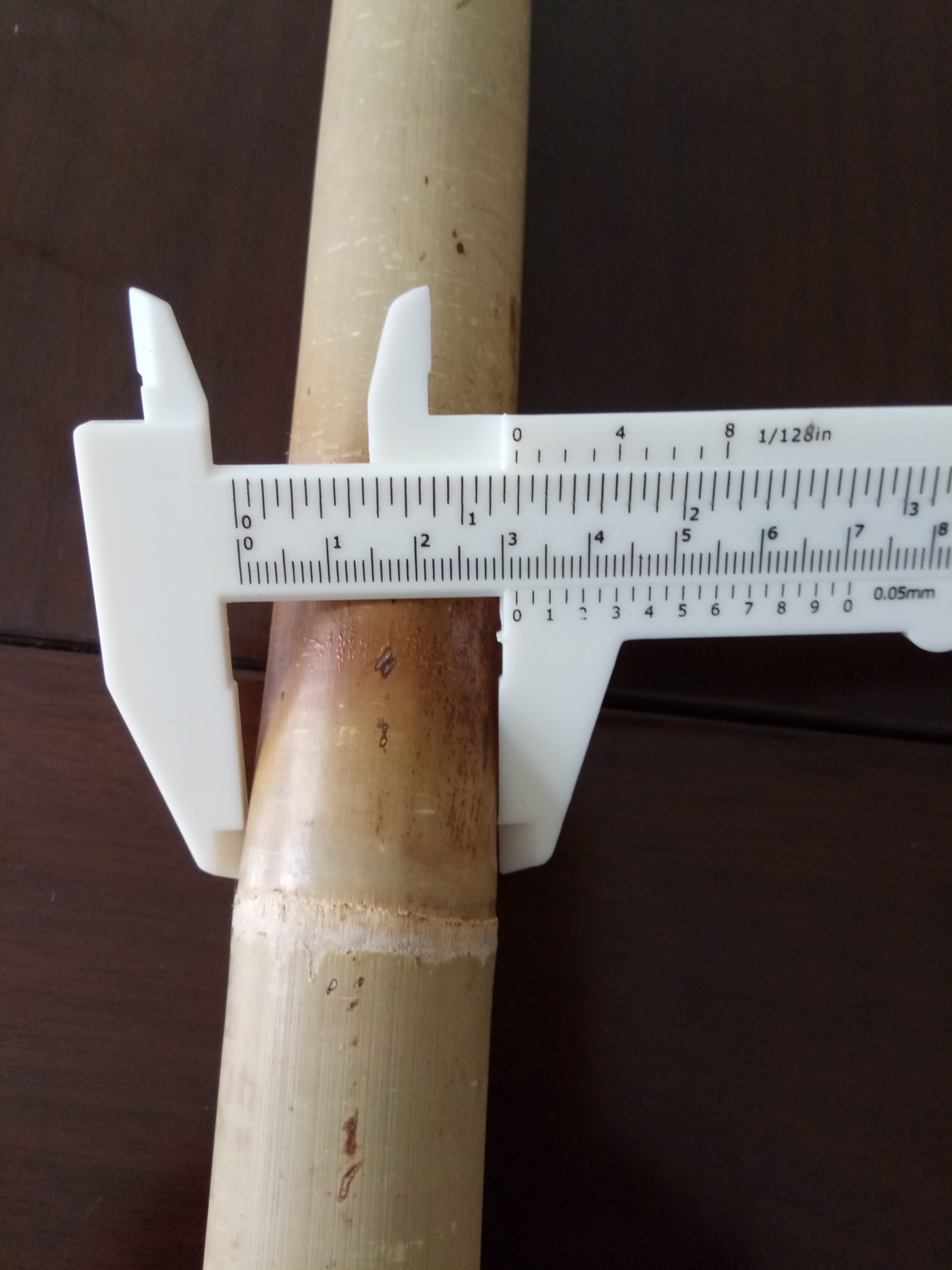 001 bamboo poles