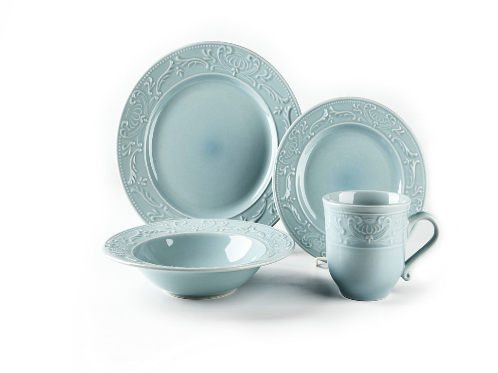Embossed Dinner Set