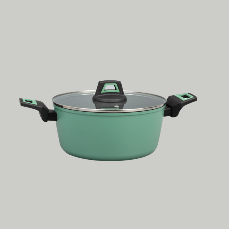Forged aluminium casserole with lid