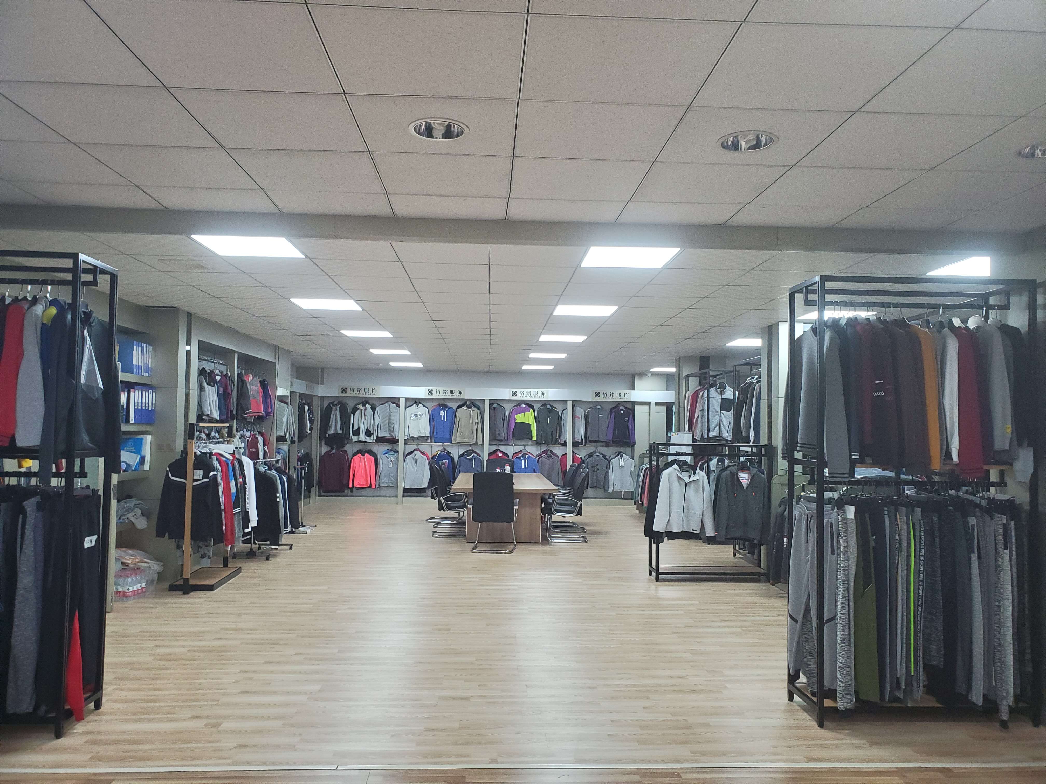 Shishi Yuming Clothing and Textile Co., Ltd. – Product photos 2