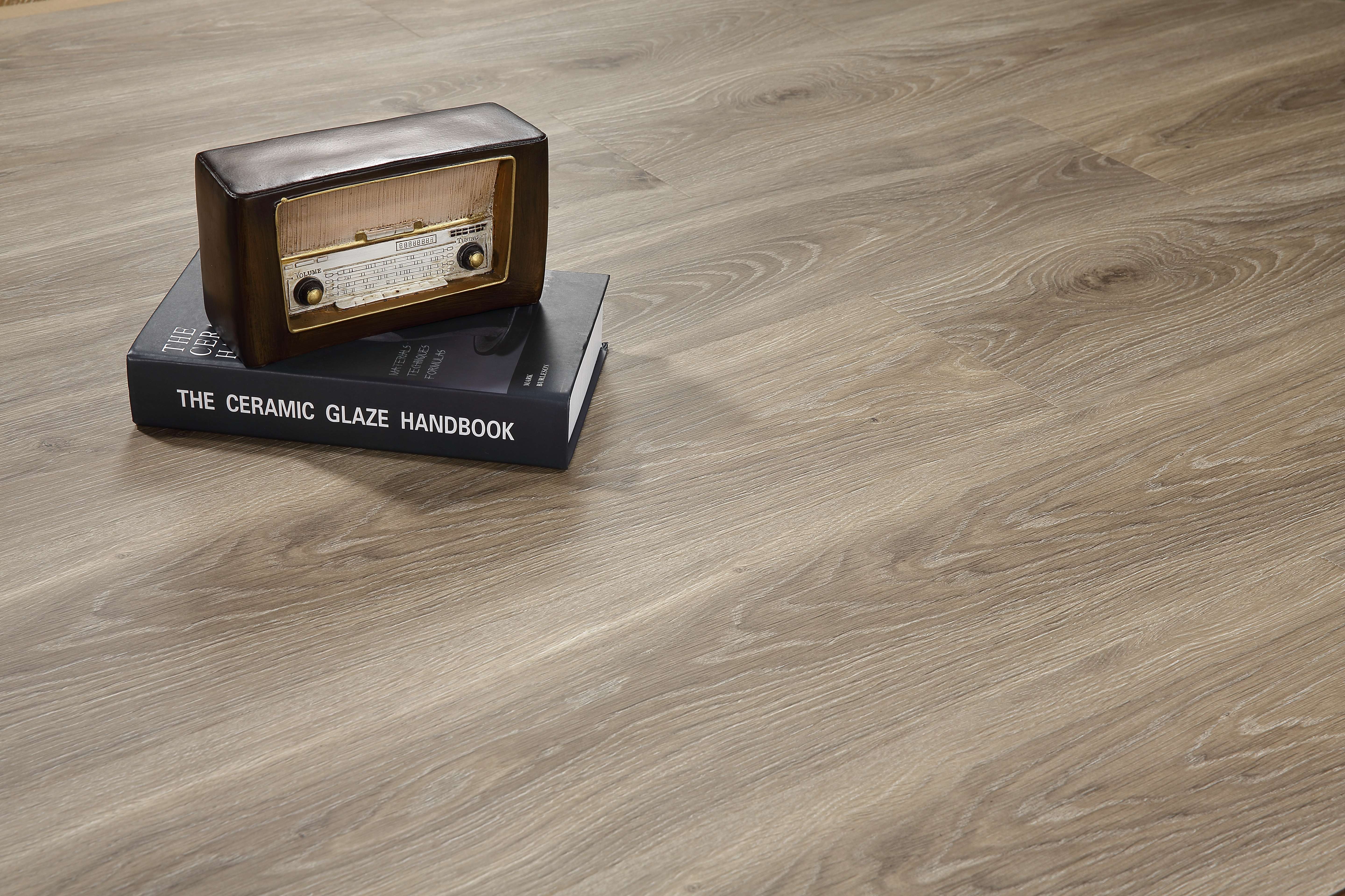 CO143-Laminate floor