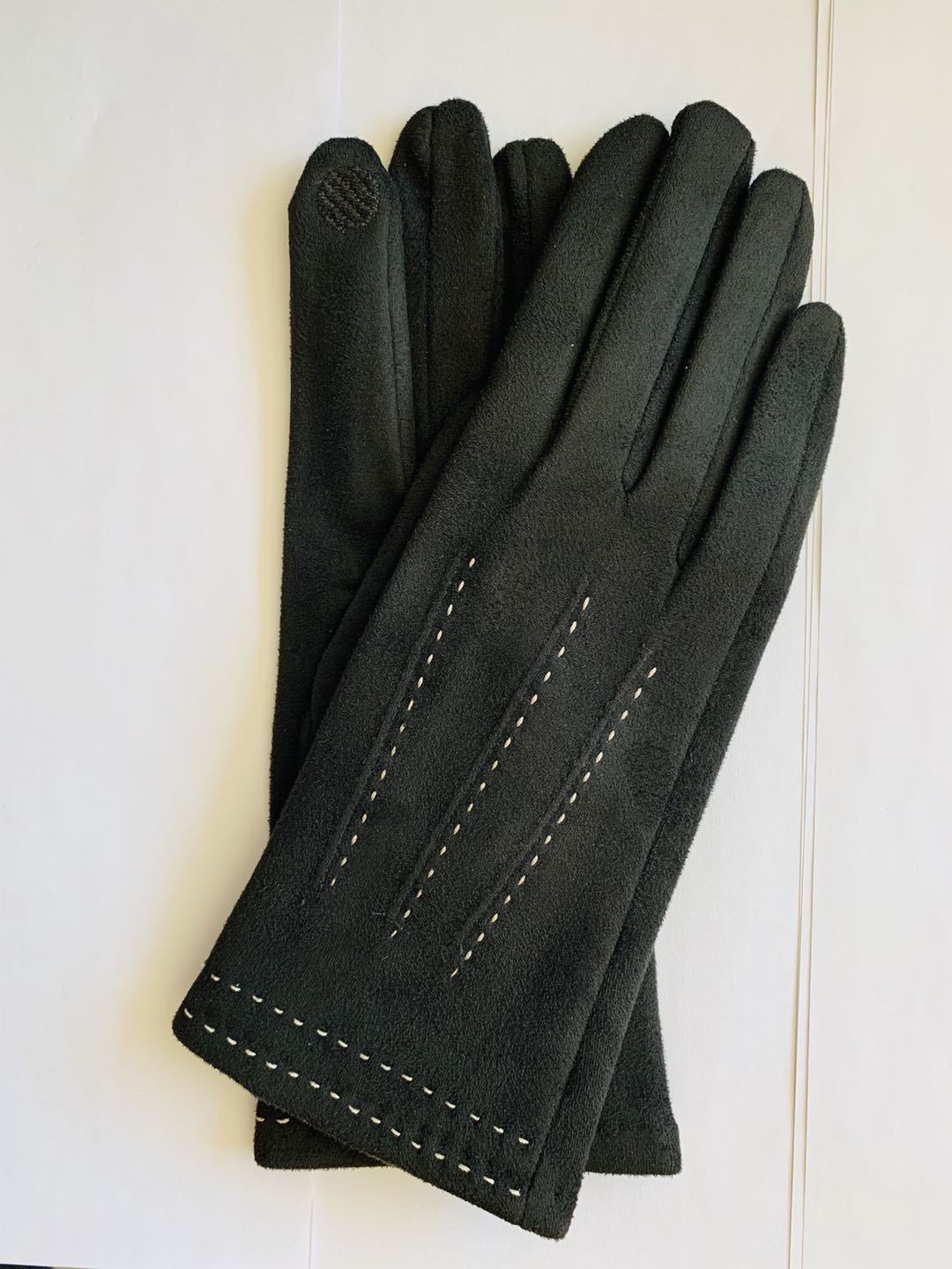 Suede gloves