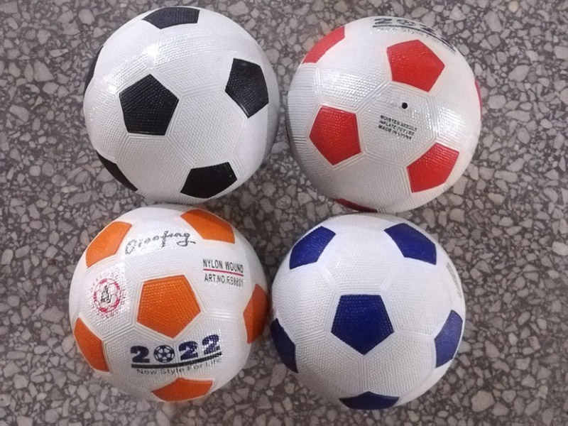 4# Rubber soccerball (grain surface)