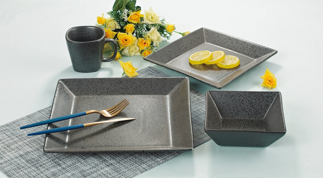 7912 Metal glaze1