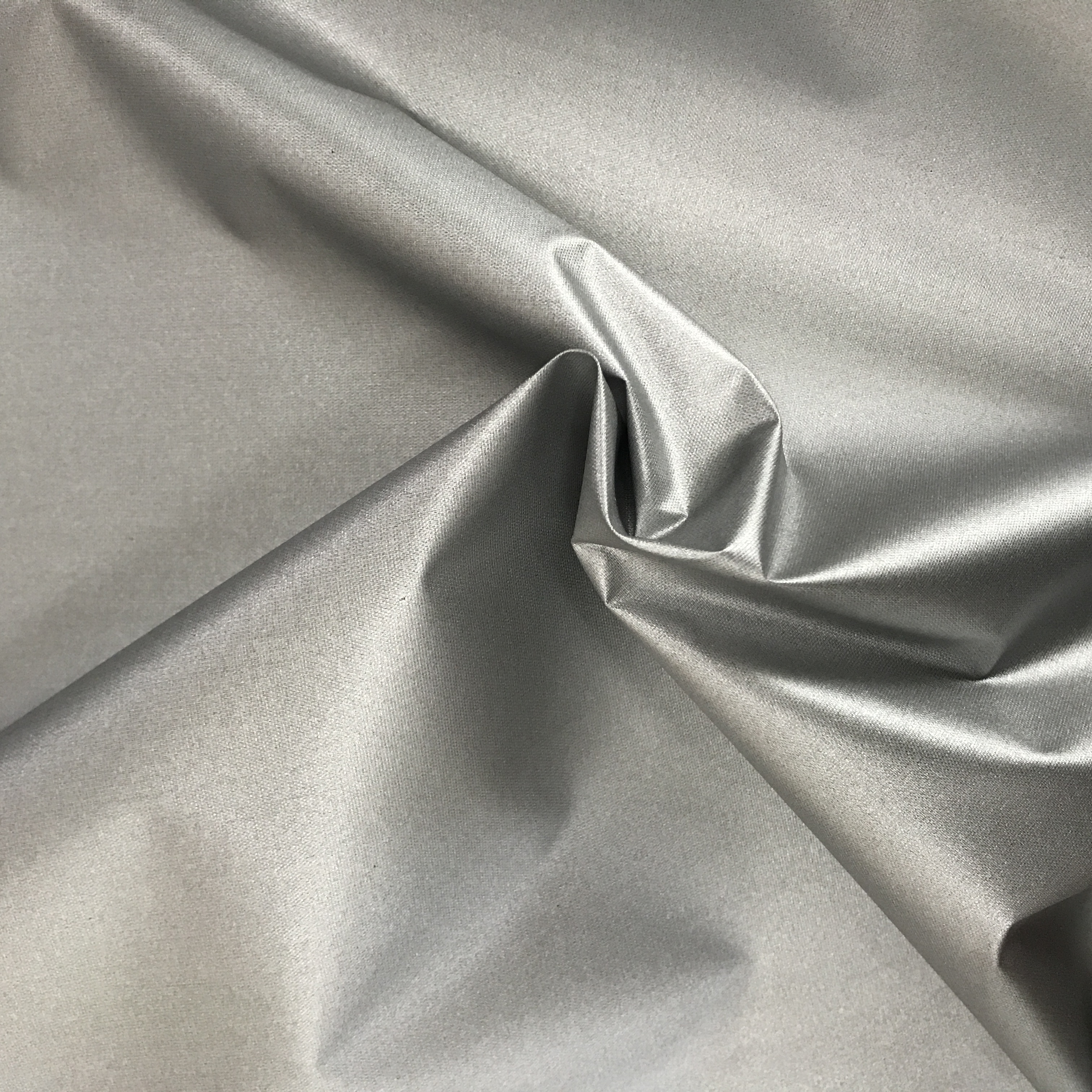 170T Taffeta Black Silver Coating 68" For Carcover
