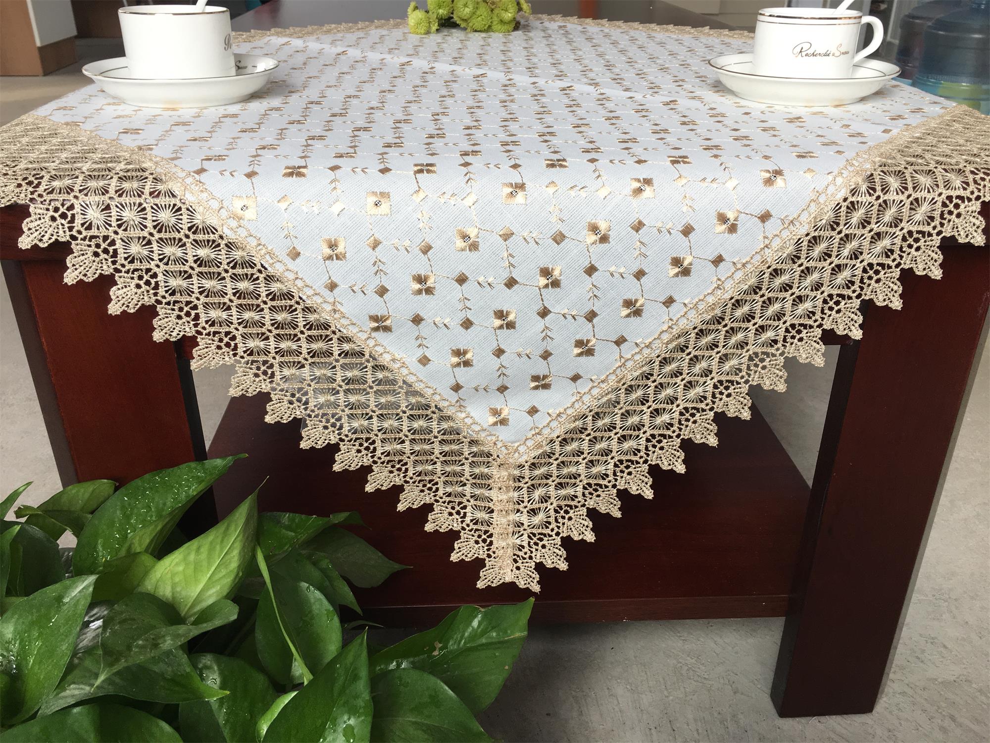 embroidery table cloth with lace from factory/Hailande