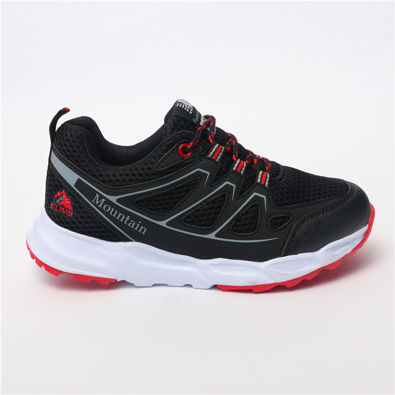 Boy's sports shoes