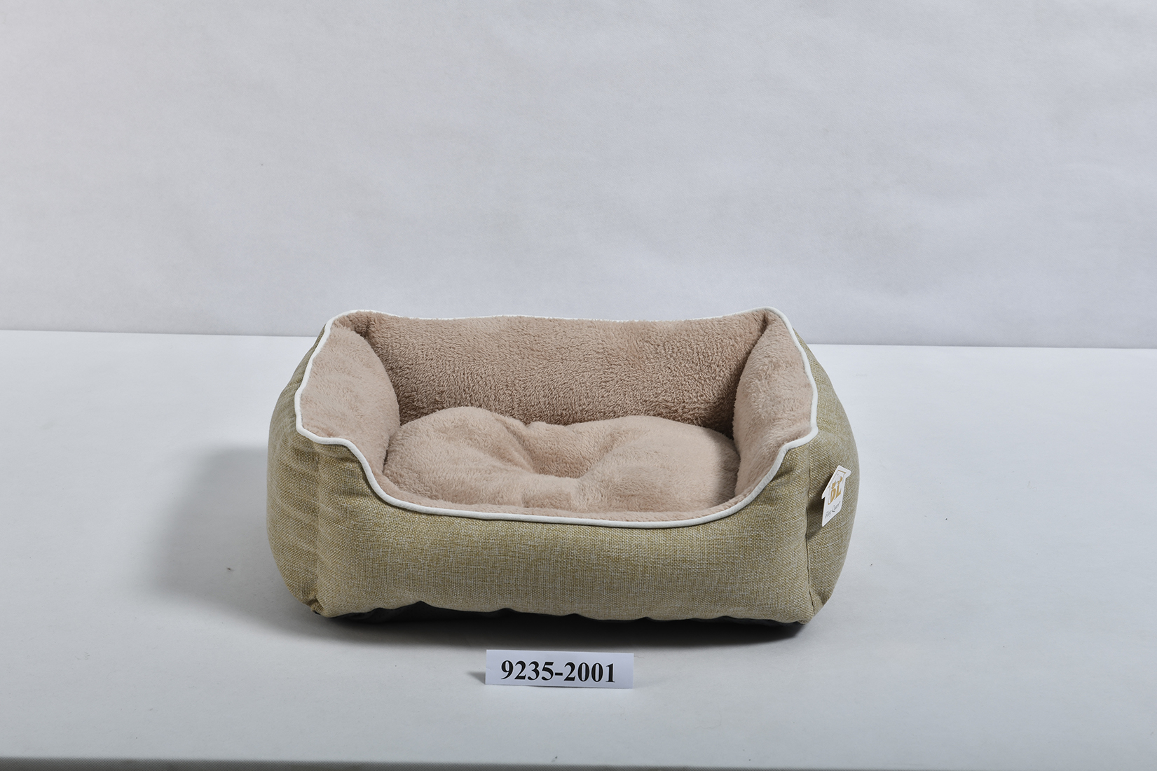 Square pet bed