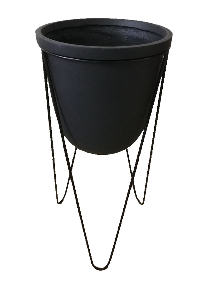 MGO planter with metal shelf