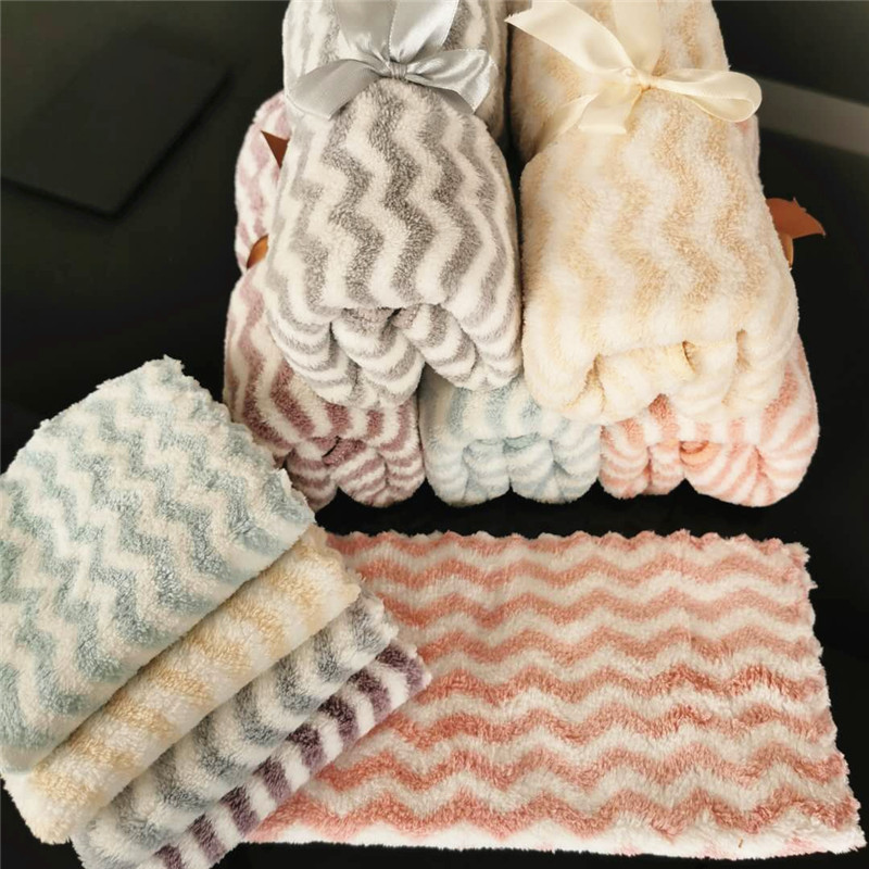 Coral fleece zwitterion towel set