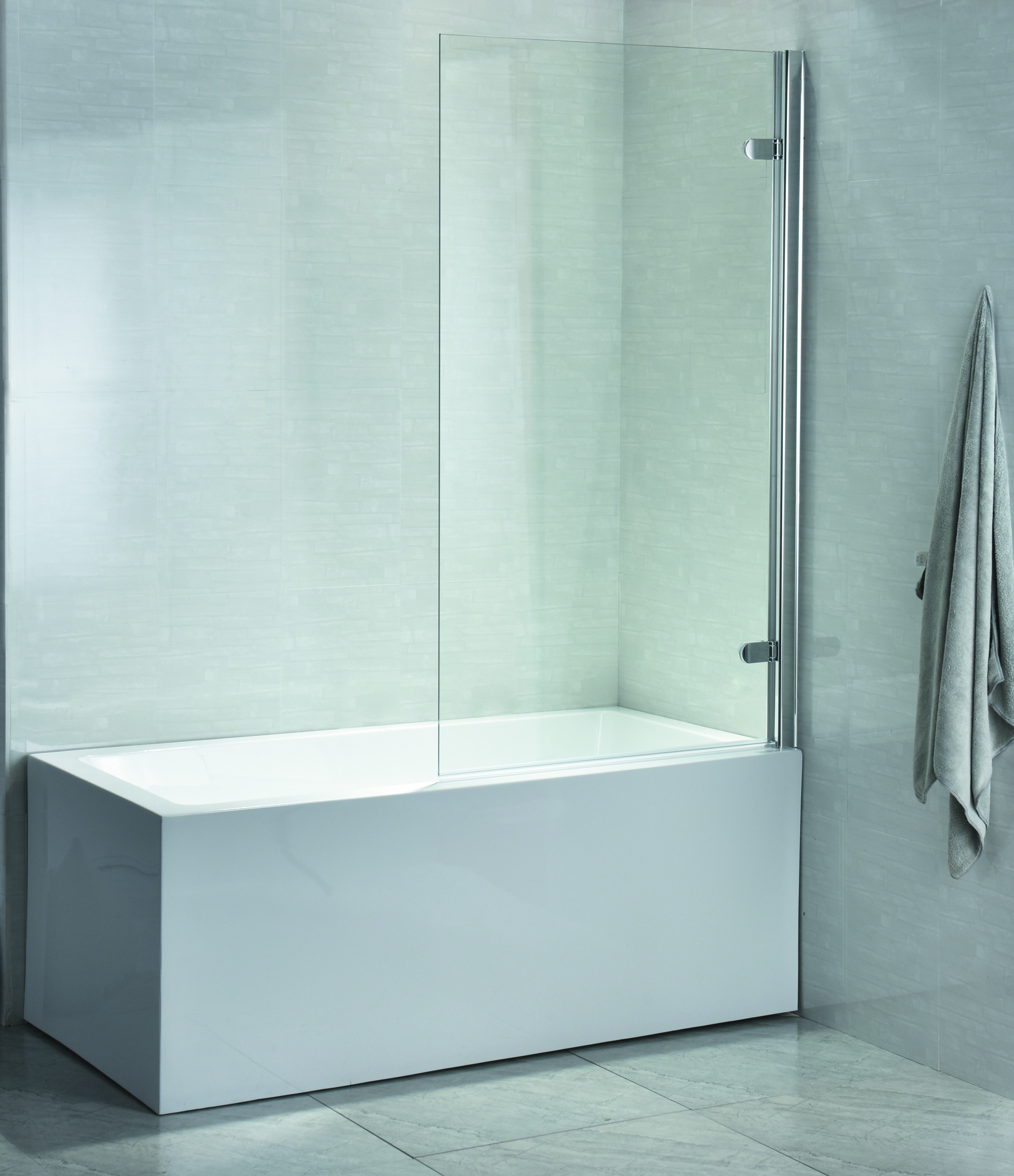 B603 Square Hinged Single Panel Bathscreen