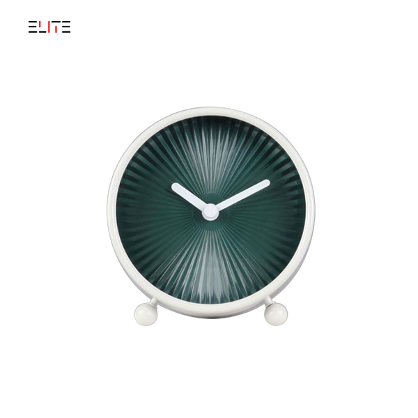 Metal quartz table clock