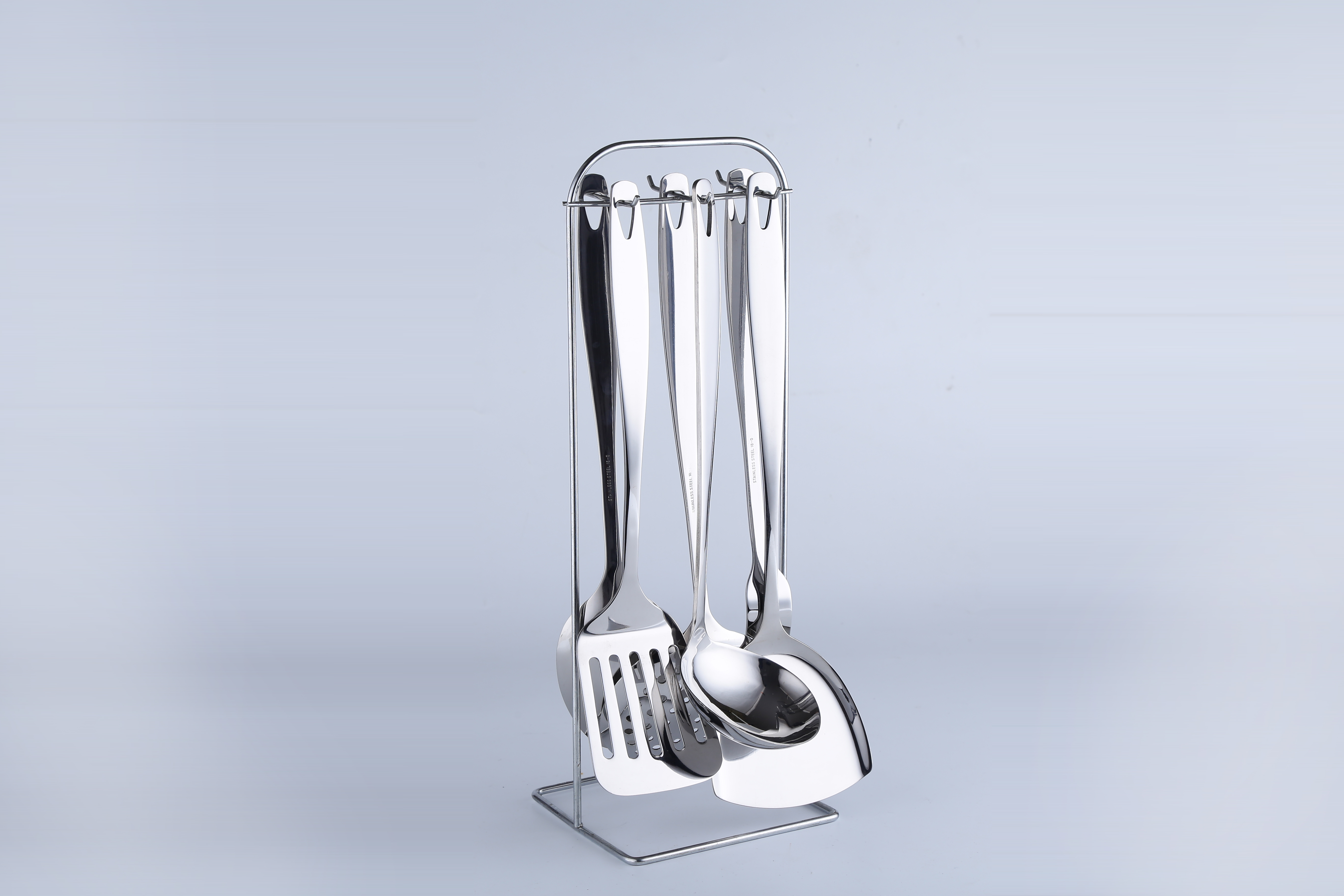 Stainless steel kitchenware set utensil