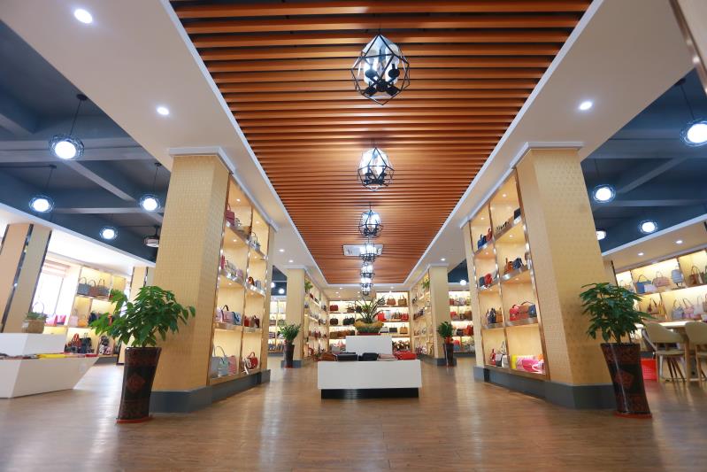 Guangzhou Shunjin Leather Products Co., Ltd. – Photos produits 2
