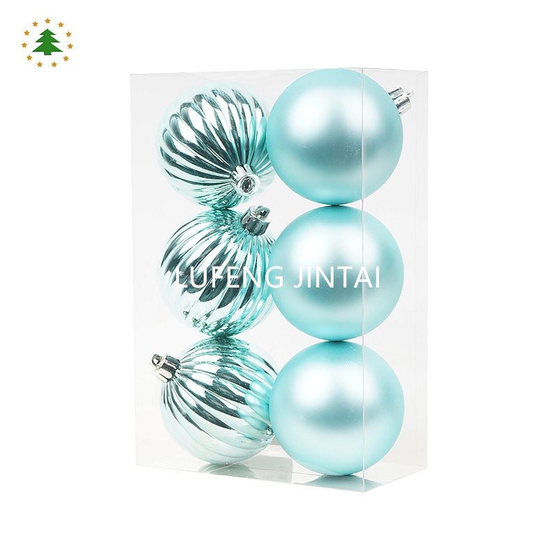 christmas tree ornament ball