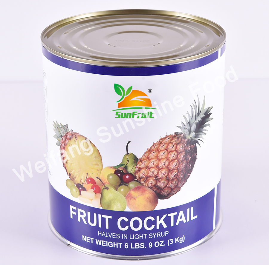 Canned Fruit Cocktail in Light Syrup