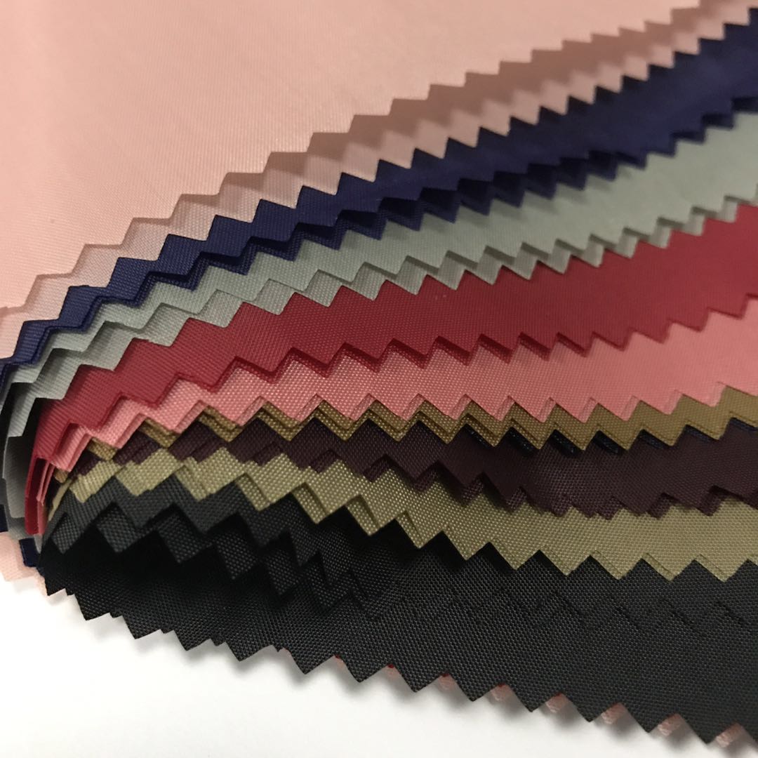 210T Taffeta Lining P/D 9kg 60gsm For Garment Lining