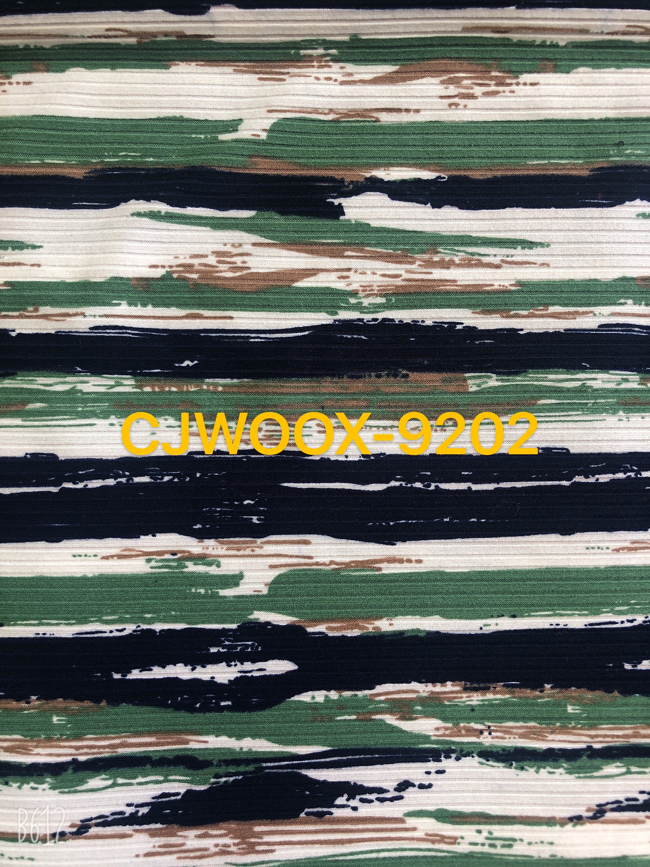 Poly Rib Brush Print