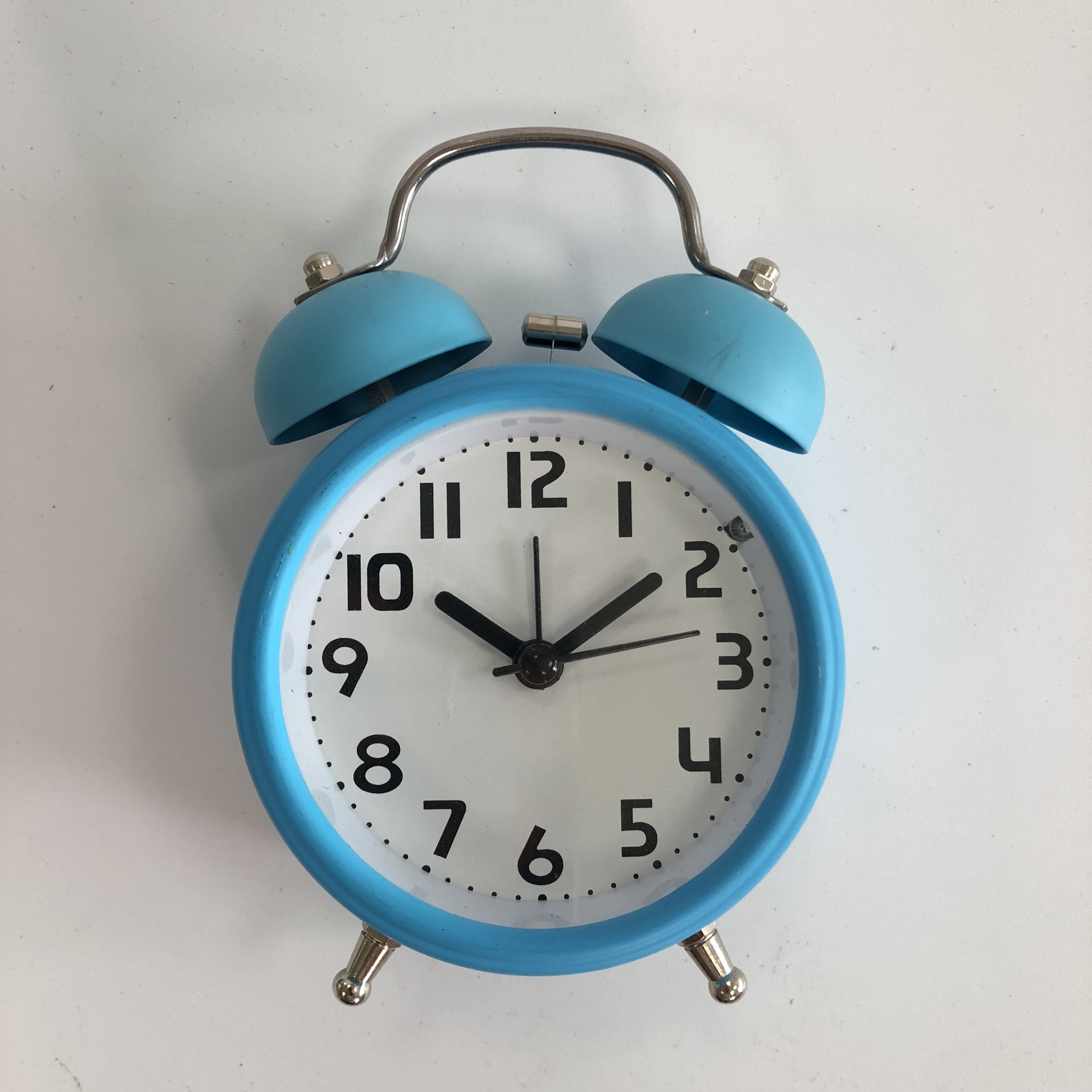 basic twin bell alarm clock