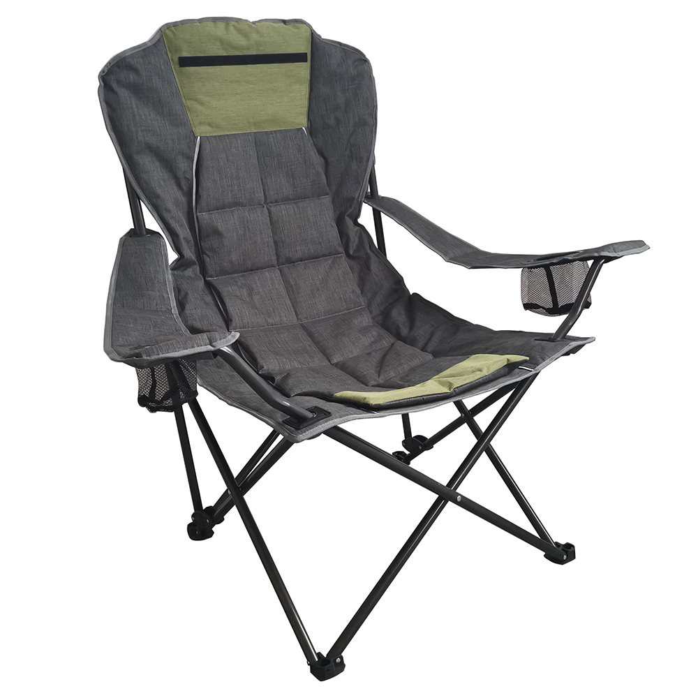 Padded luxury camp chair with mesh