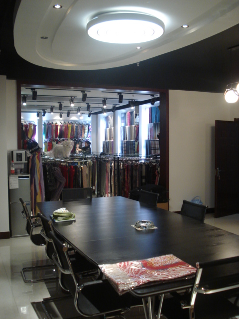 Inner Mongolia Sihong Textile Co., Ltd. – printed shawls 3