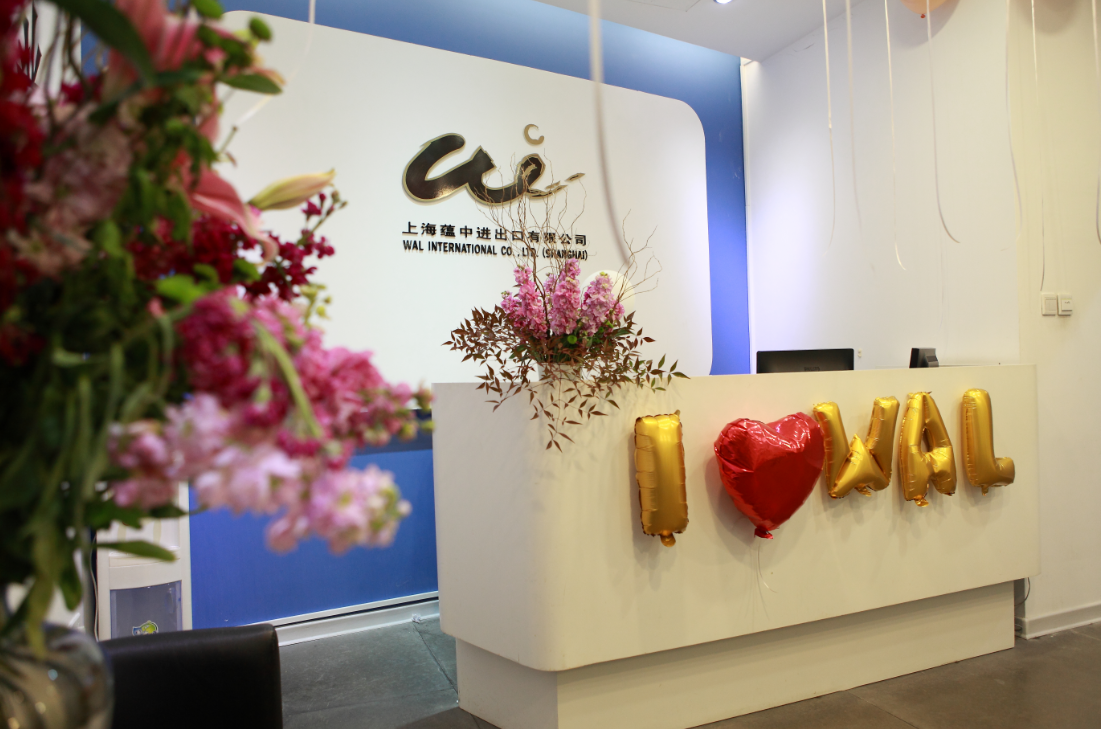Shanghai Yunzhong Import and Export Co., Ltd. – Other men's and women's clothing 1