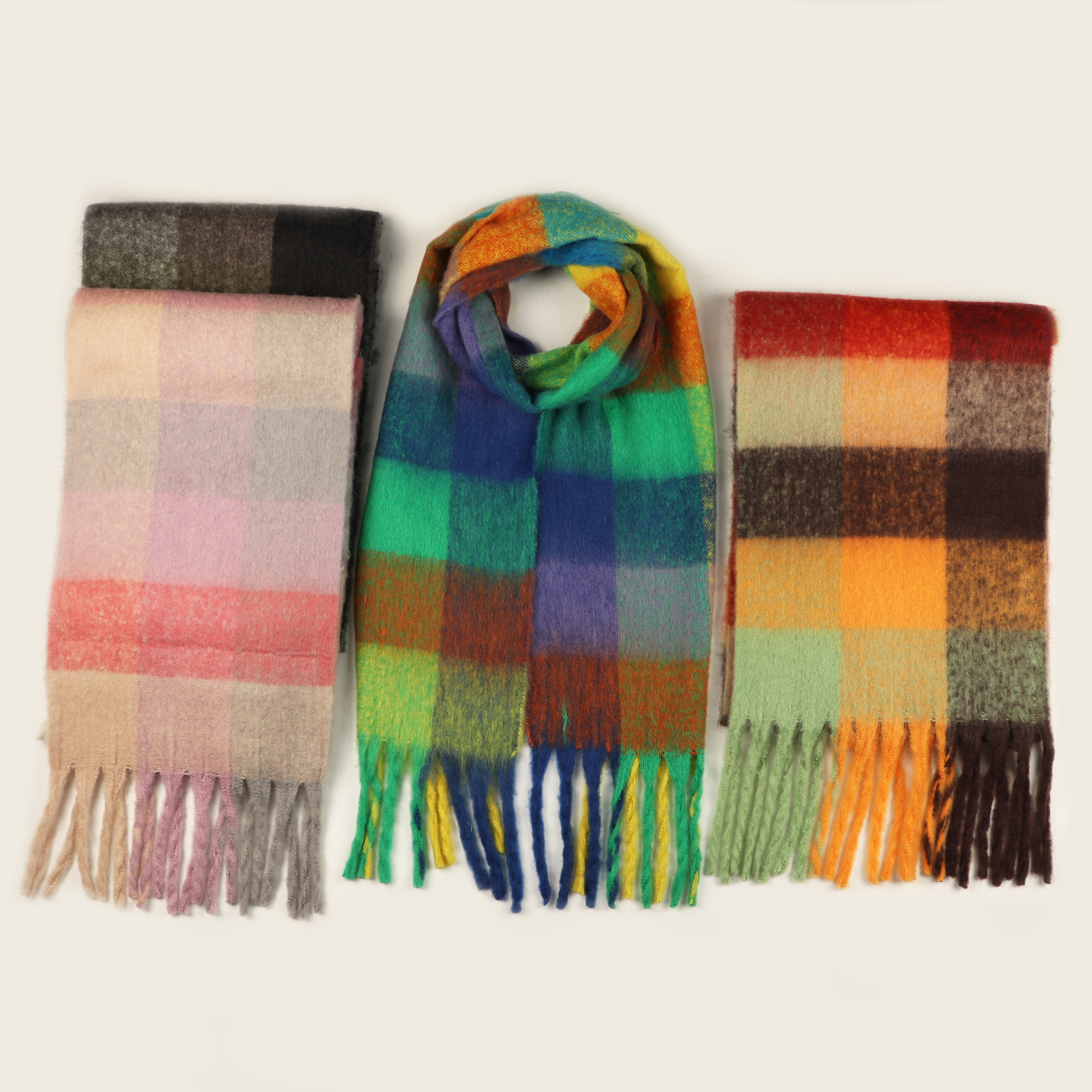 XIZE FASHION ACCESSORIES CO.,LTD – Acrylon scarf 3