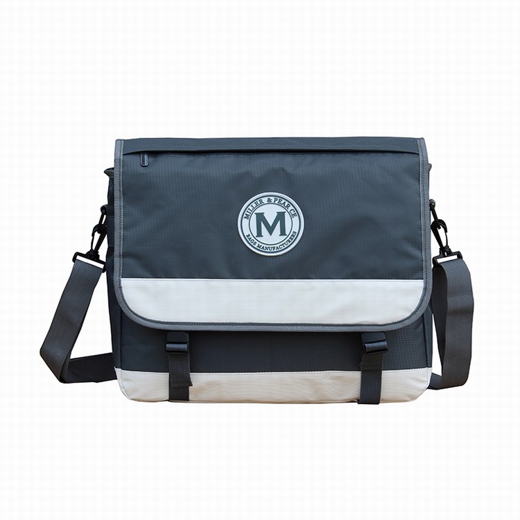 Hote sales polyester shoulder bag bag for student