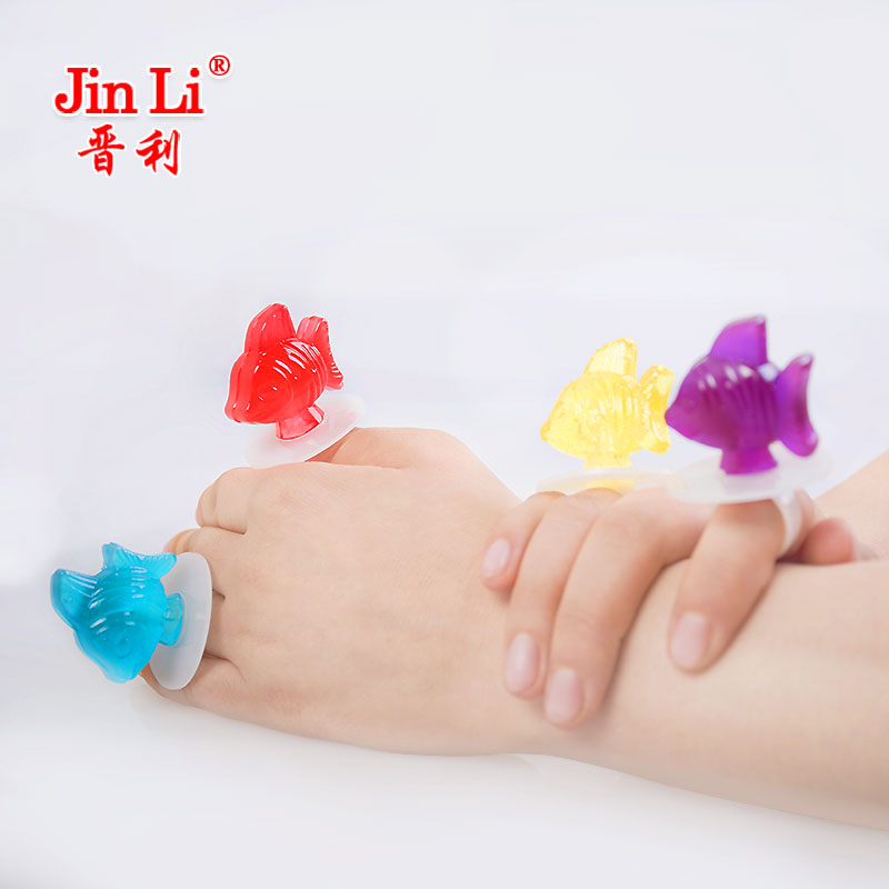 Colorful fish ring fruity hard candy