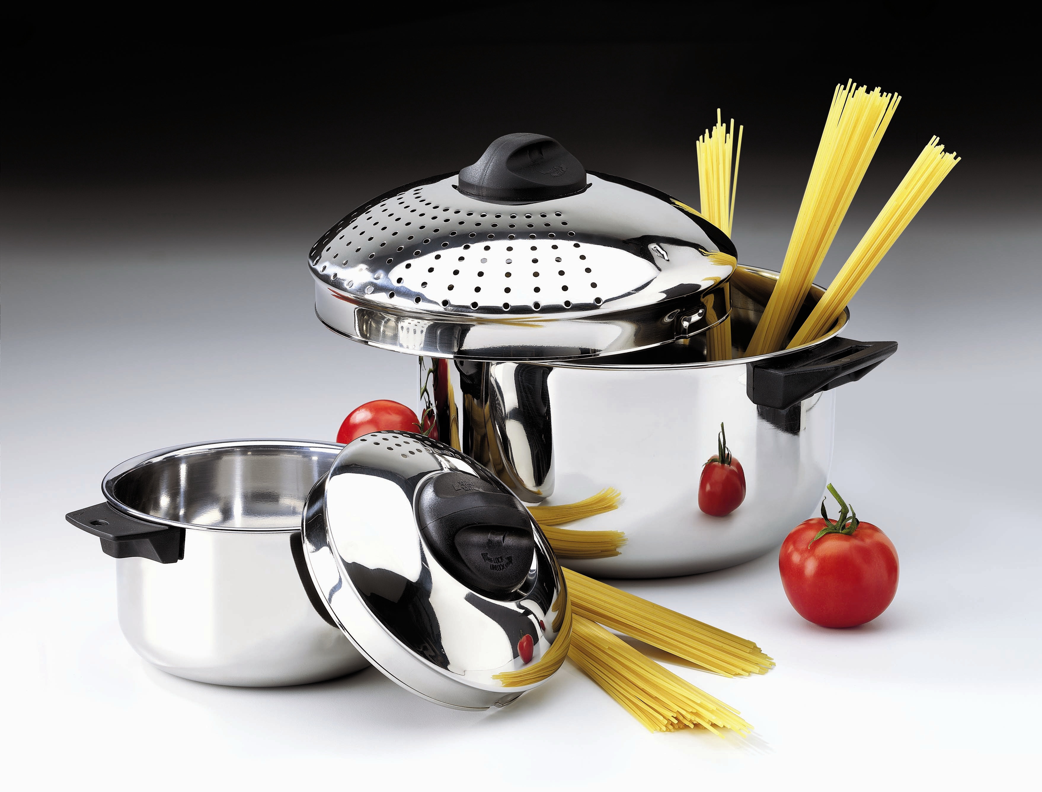 Stainless steel pasta pot