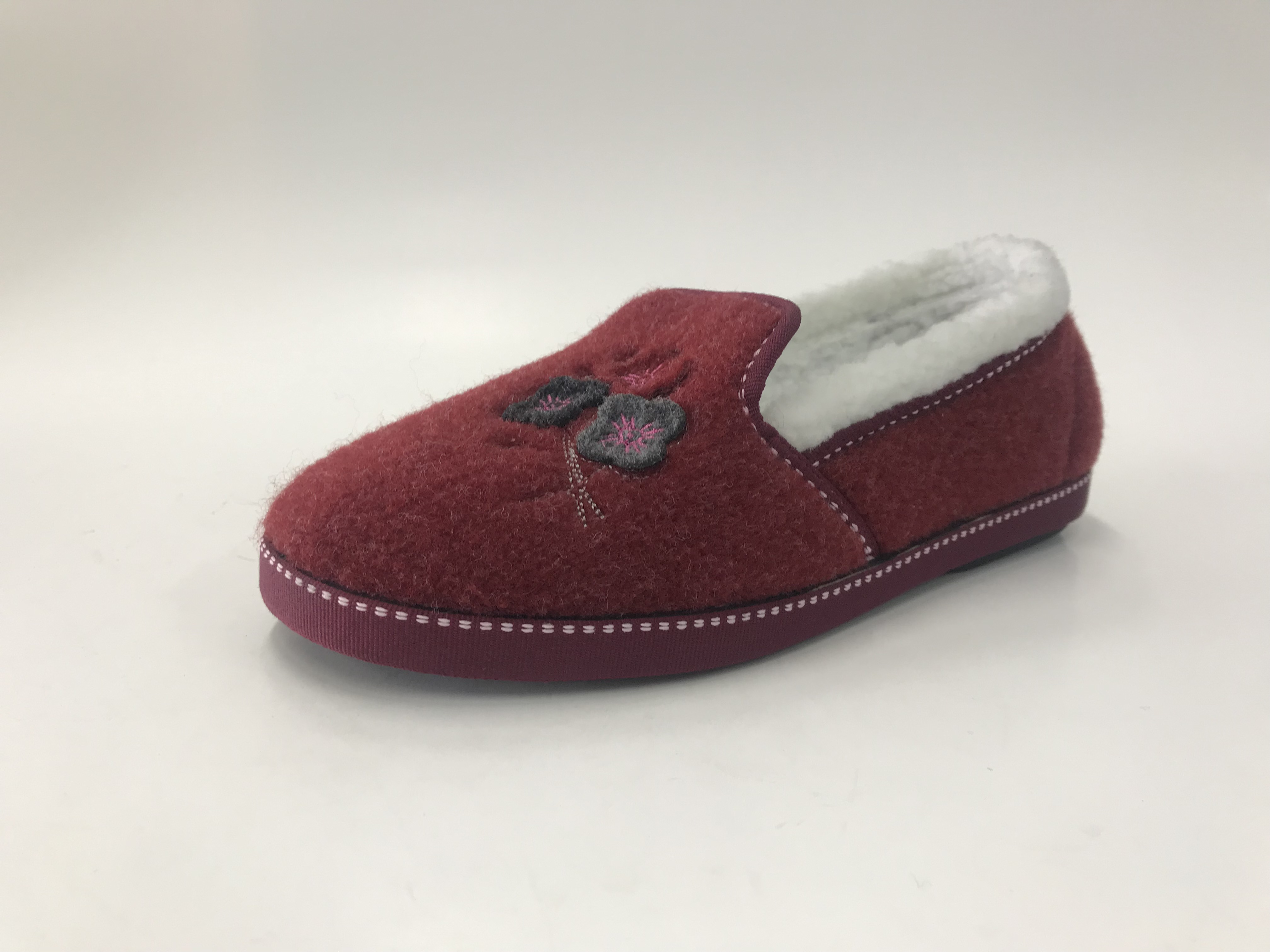 Slipper