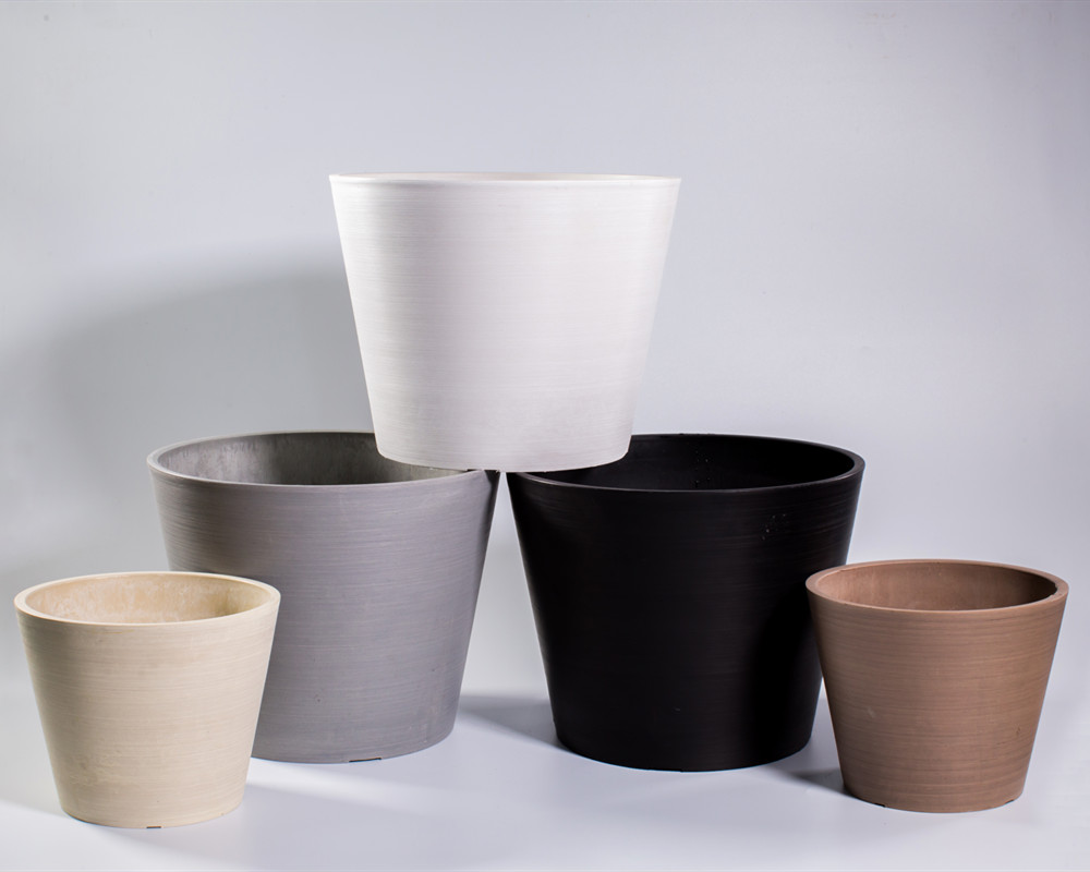 Home Pottery surface Planter Plain Round Plastic Flower Pot with Saucers