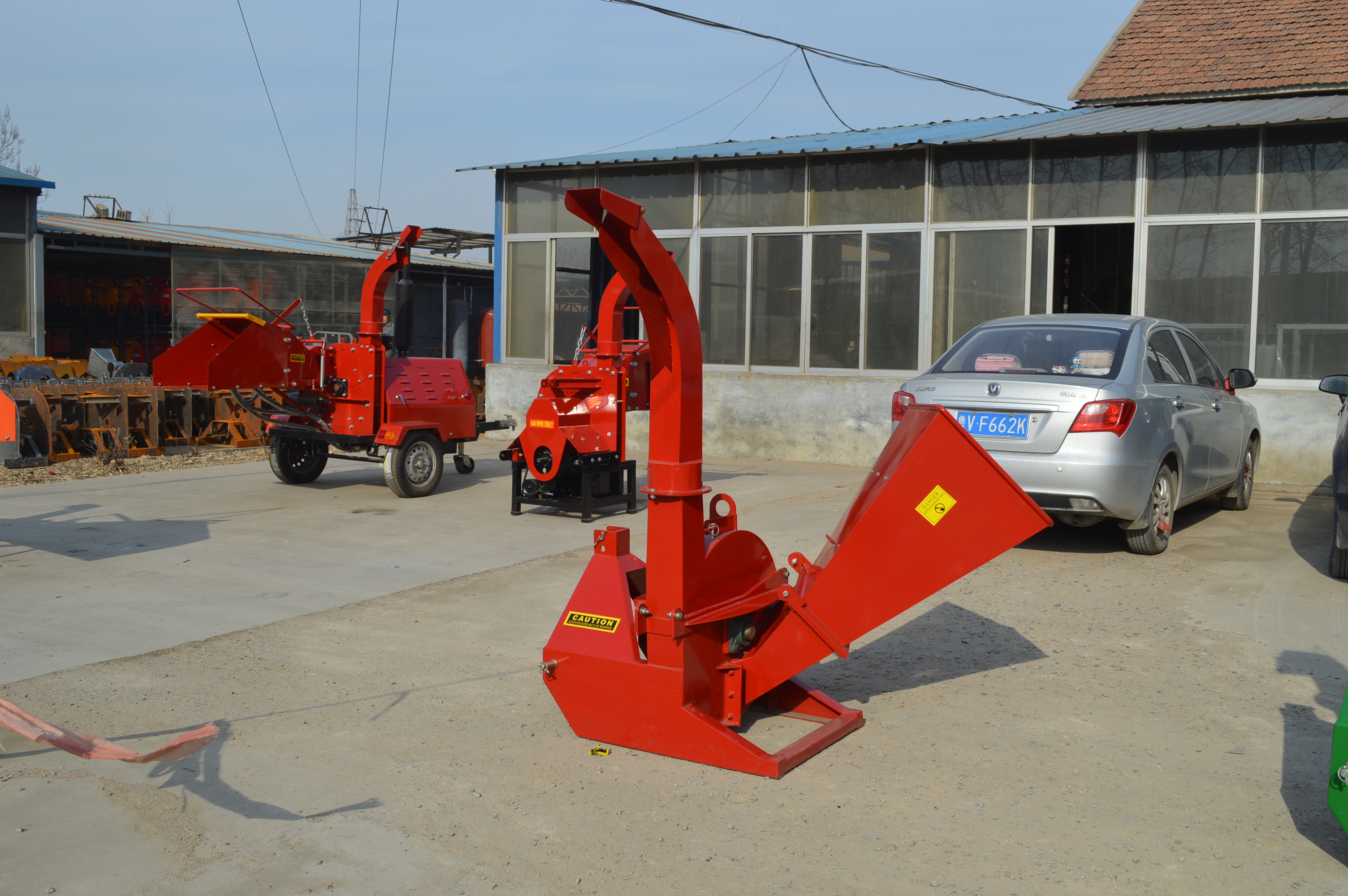 BX wood chipper