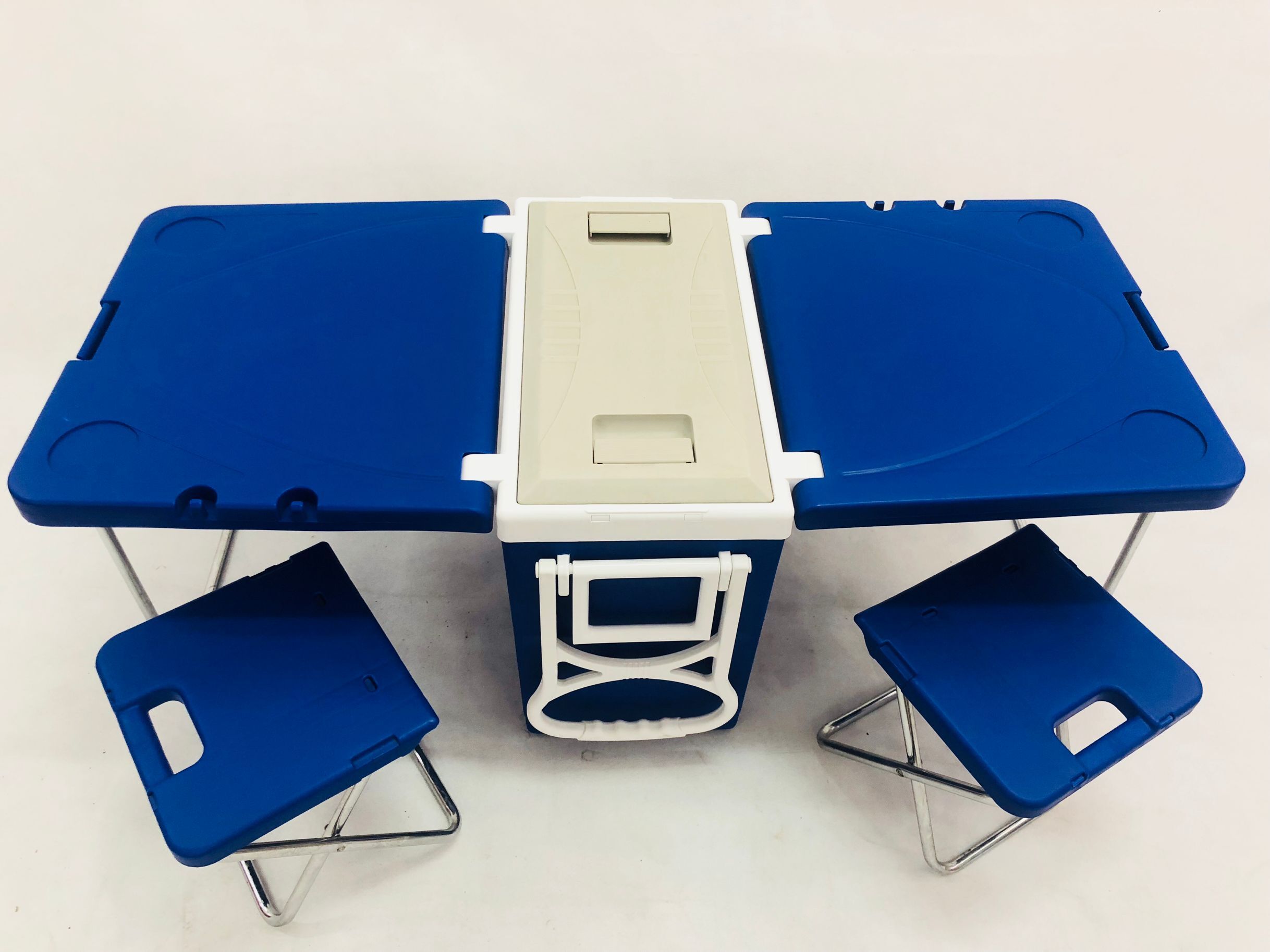 28L foldable camping cooler with table and chair