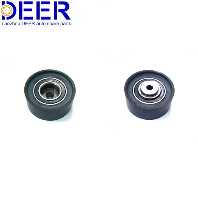 Belt tensioner and pulley