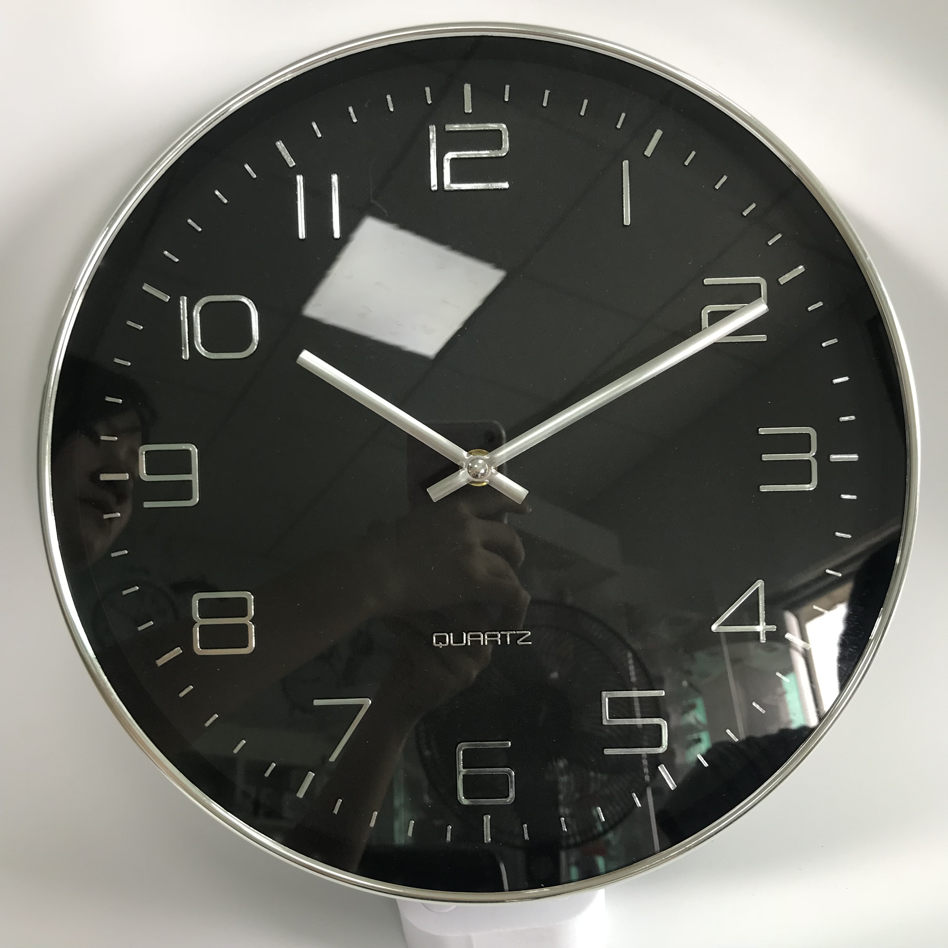 12inch chrome creative with raised numbers wall clock