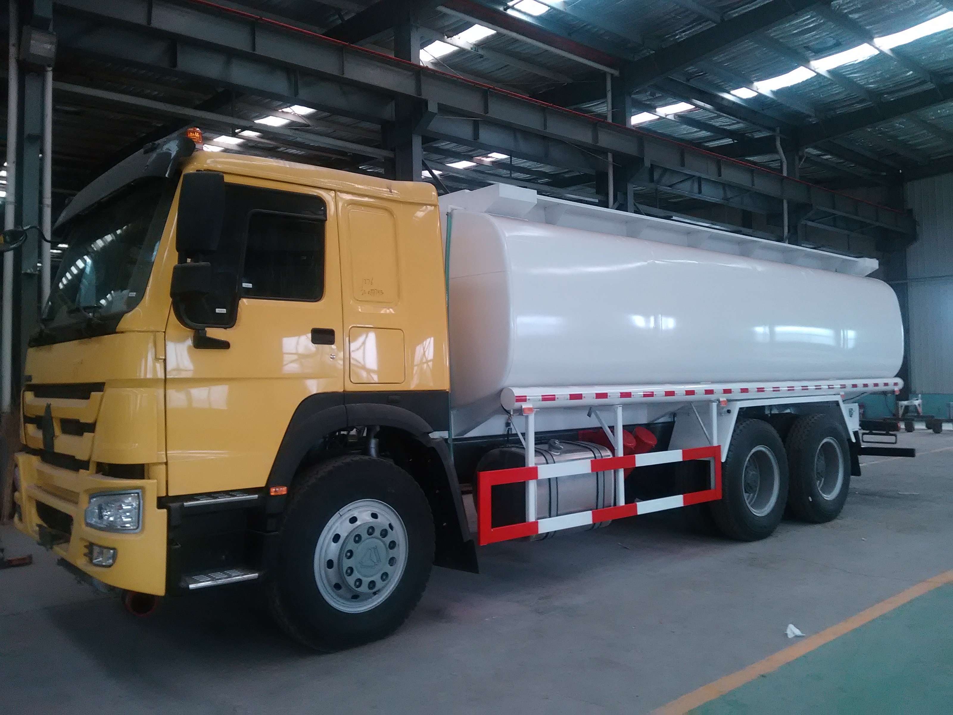 Fuel Tank Truck