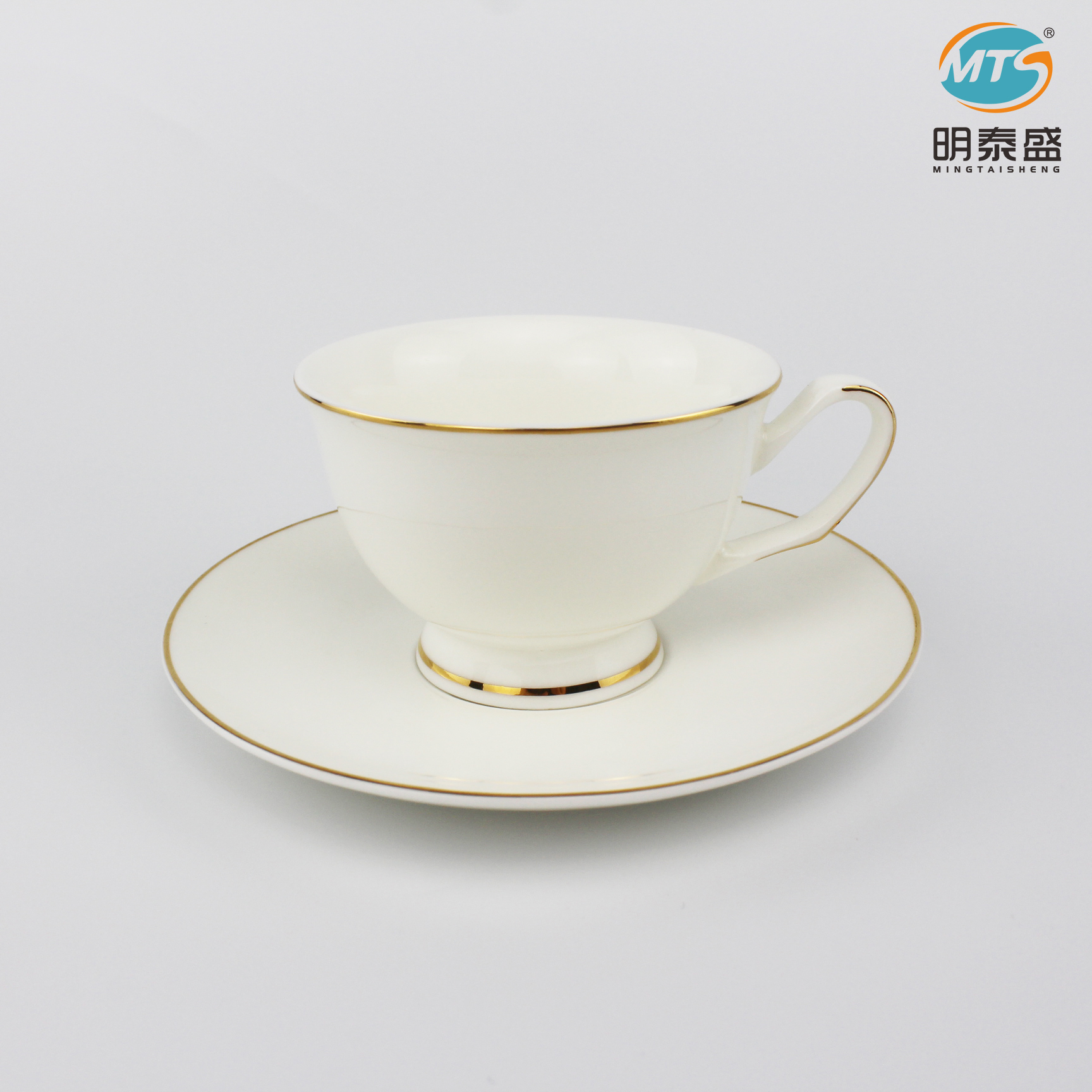Ceramic cup&saucer