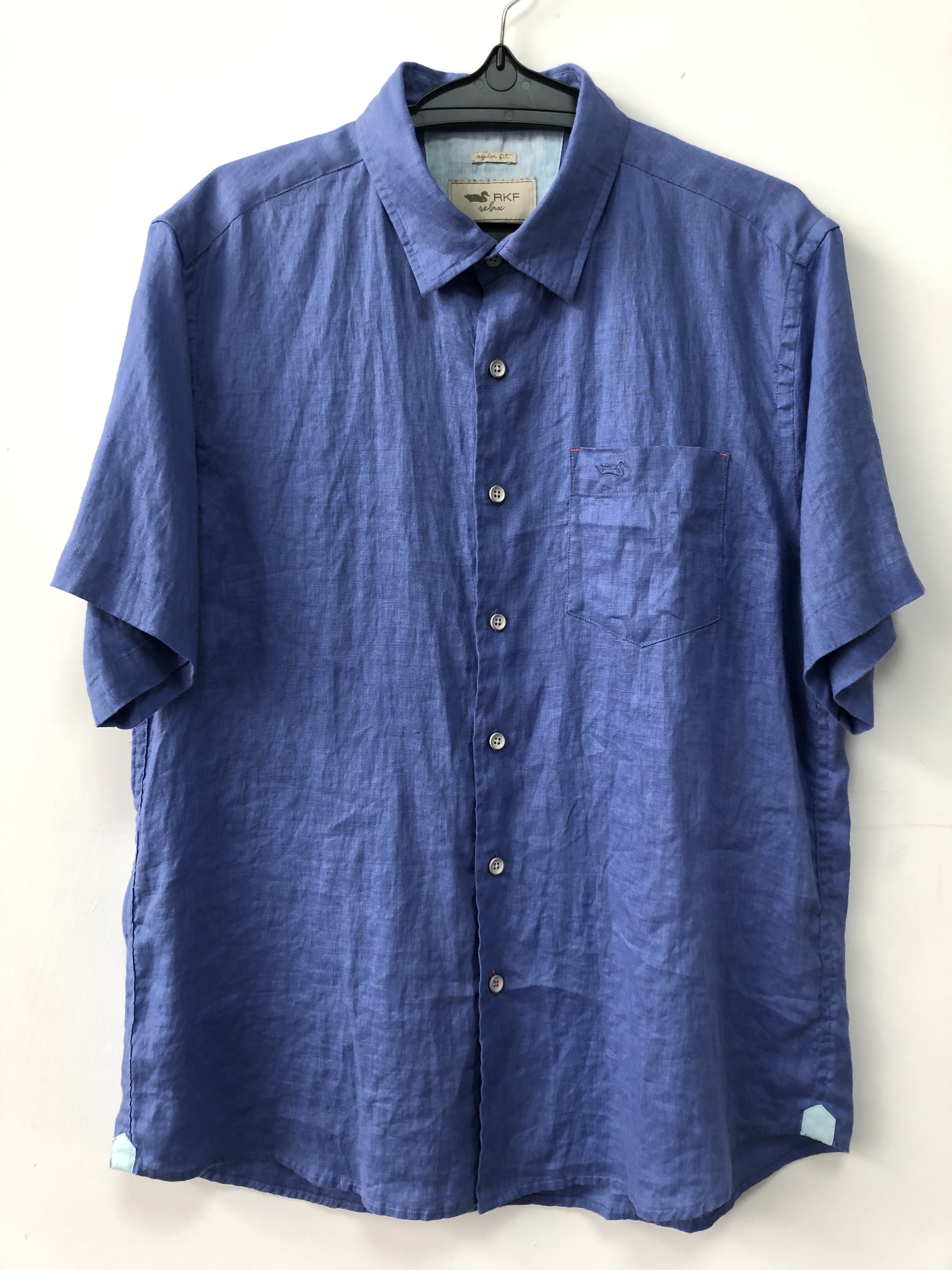 Men's casual shirt