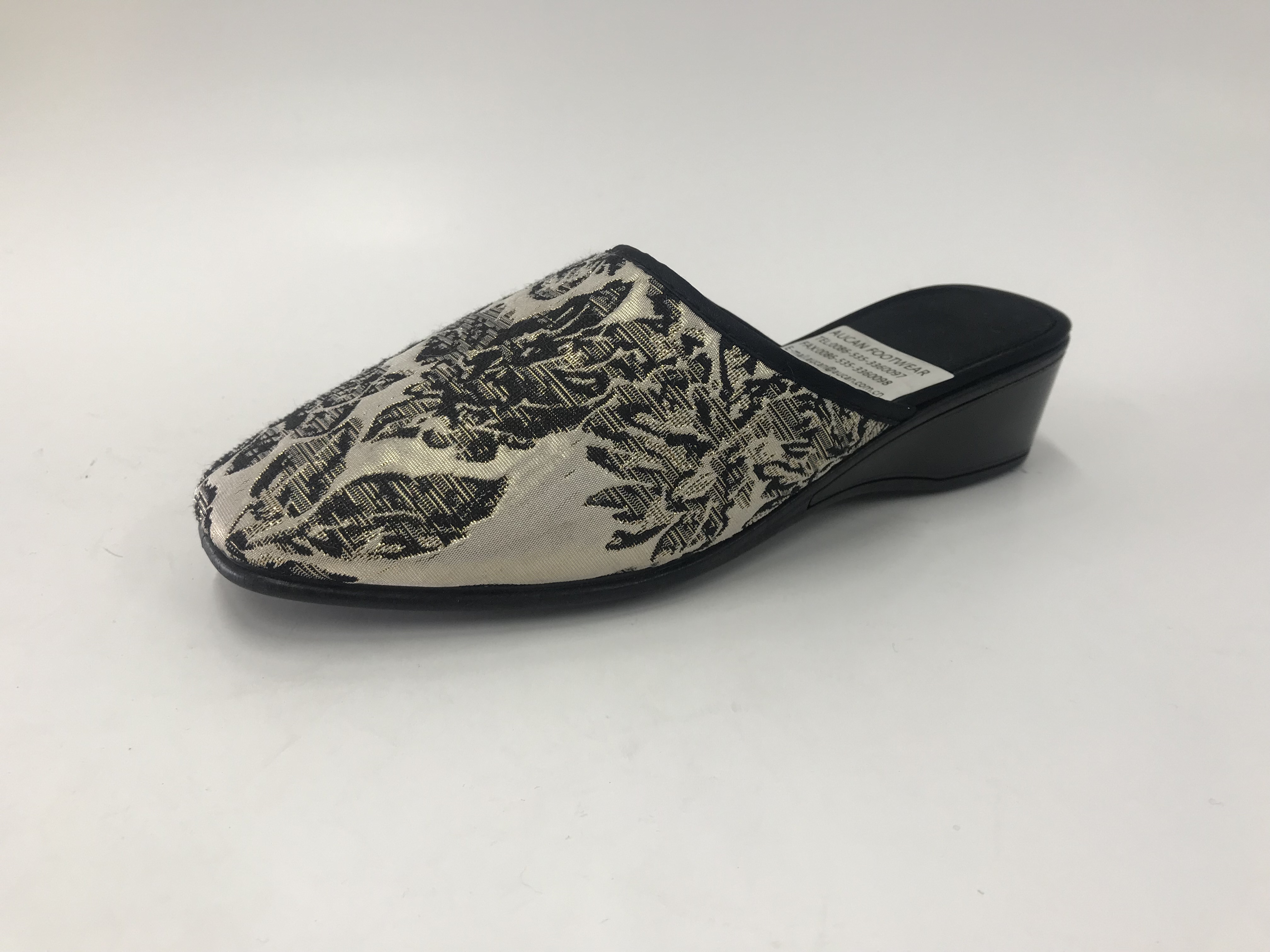 Slipper